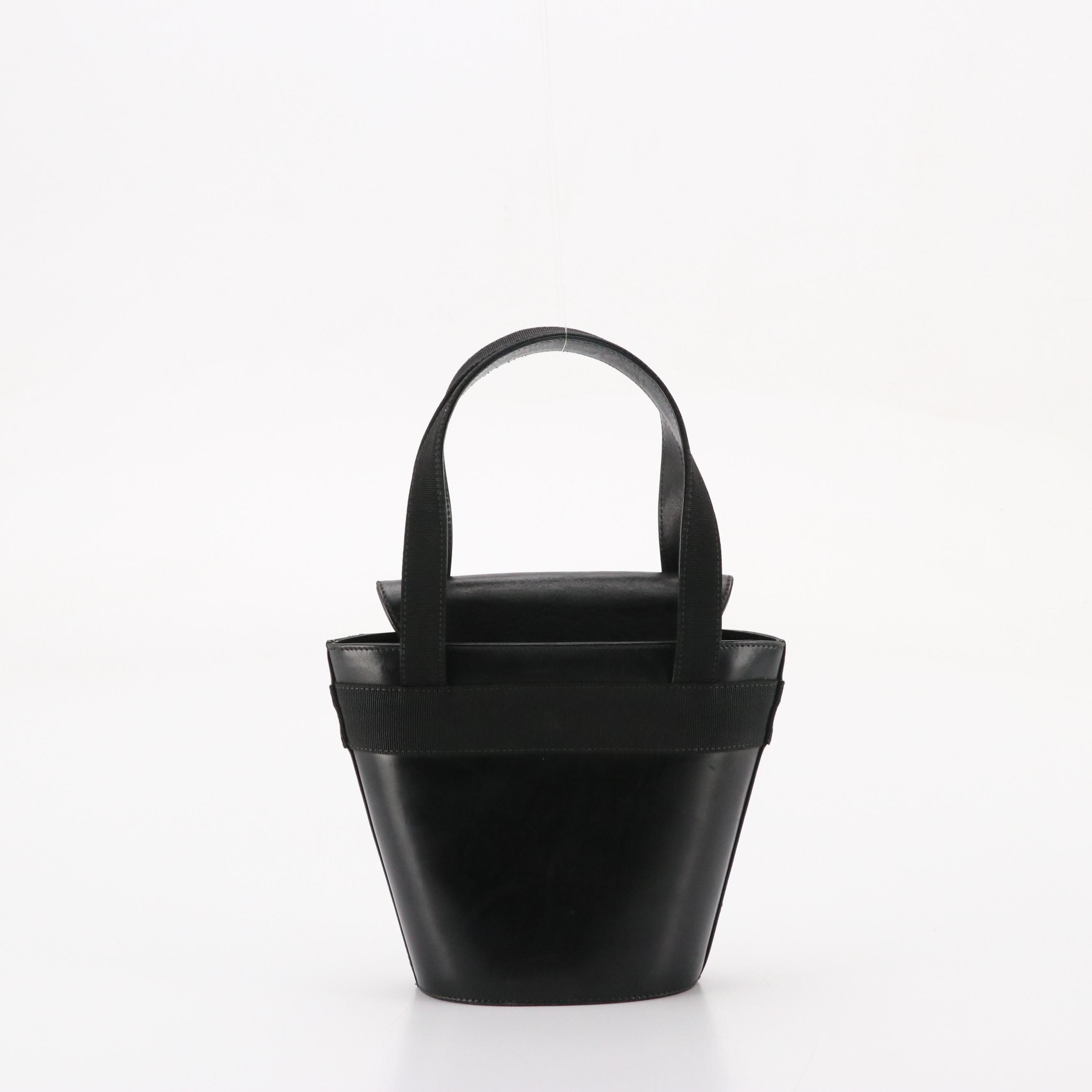 Salvatore Ferragamo Vara Bow Bucket Handbag in Black Leather