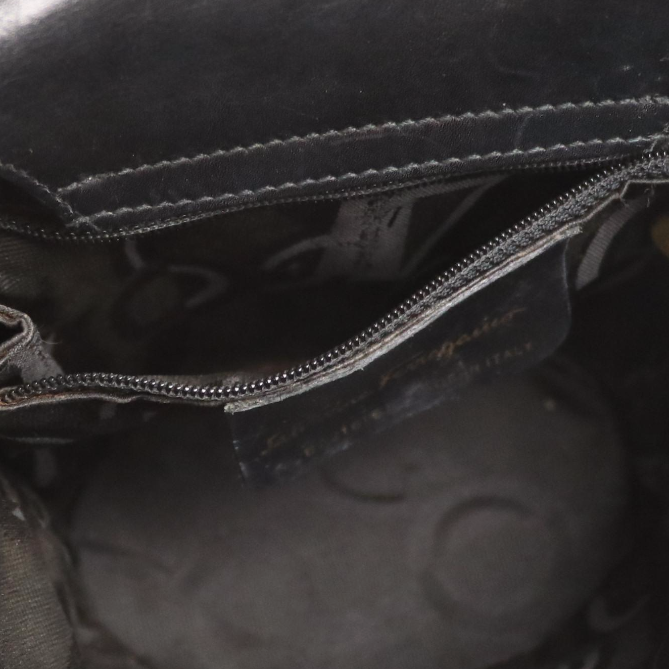 Salvatore Ferragamo Vara Bow Bucket Handbag in Black Leather