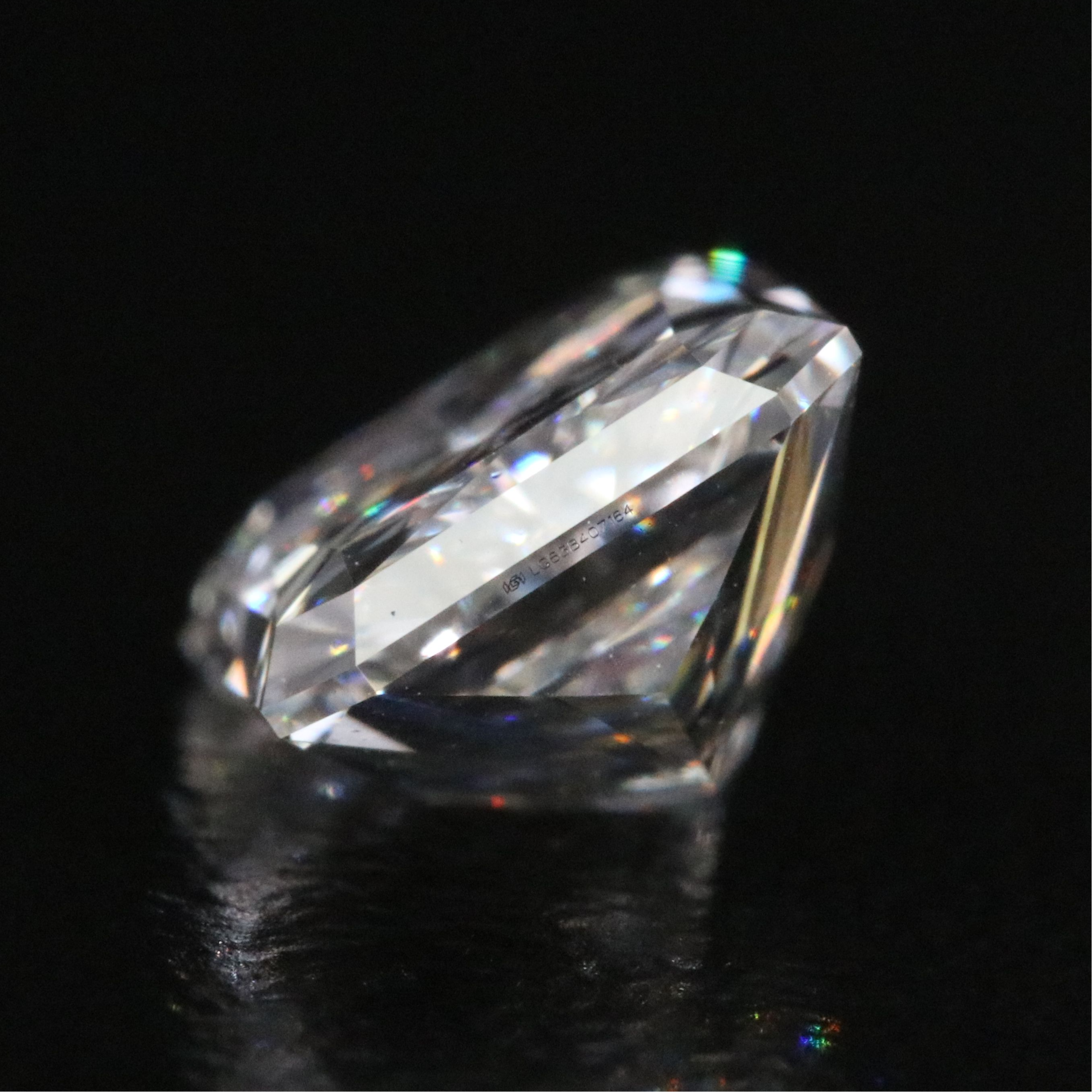 Loose 1.95 CT Lab Grown Diamond with IGI Report