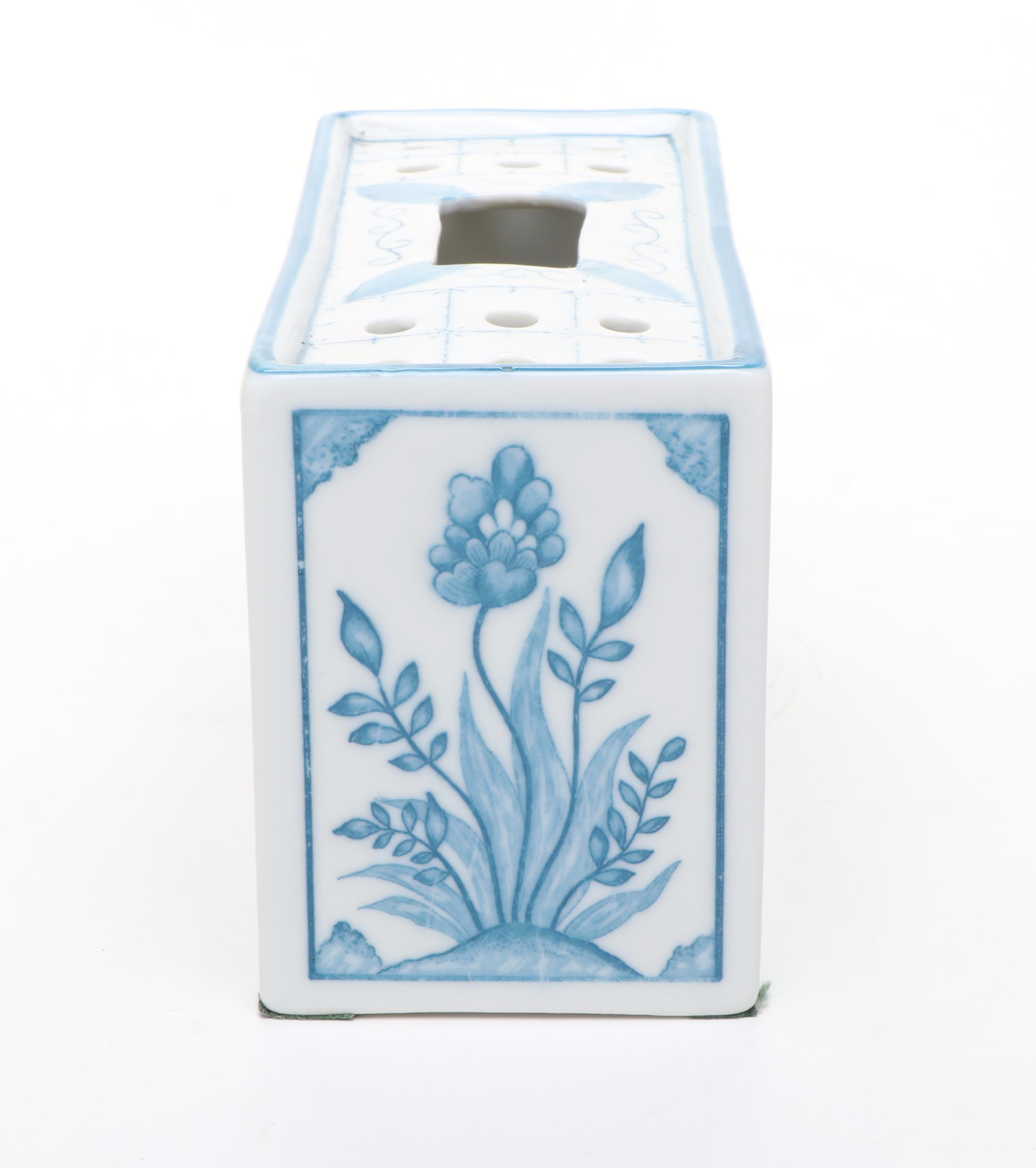 Delft "Maryland" Porcelain Tobacco Jar and Other Ceramic Table Accessories