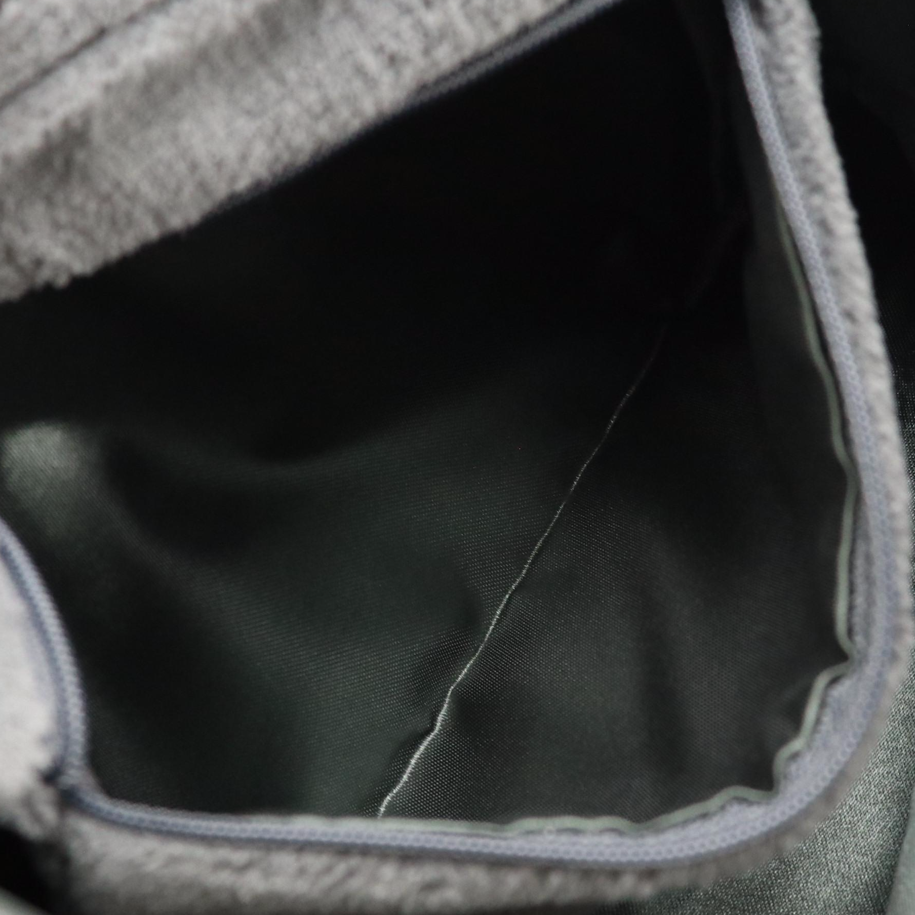 Chanel Makeup Précision Promotional CC Front Flap Crossbody Bag in Fuzzy Gray