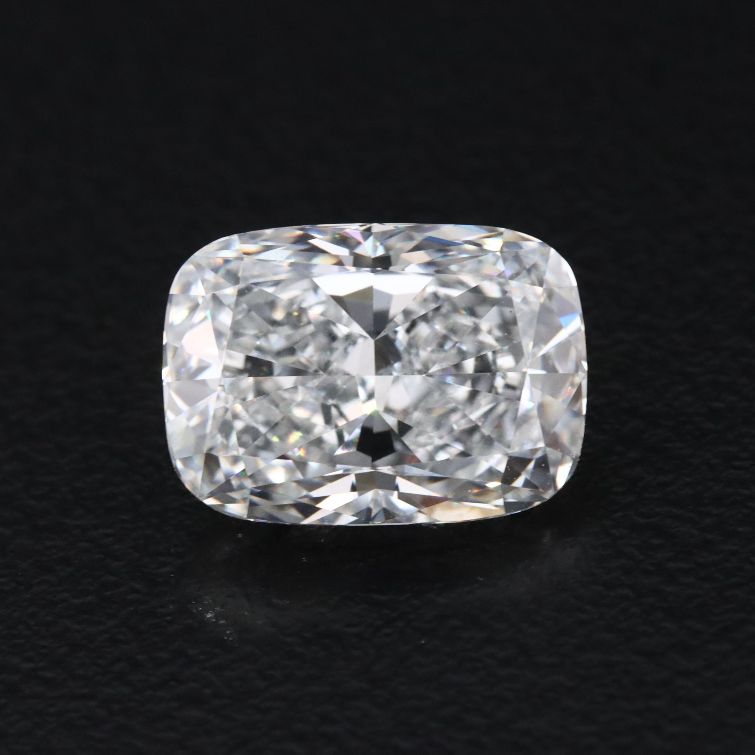 Loose 4.05 CT Lab Grown Diamond with IGI Report