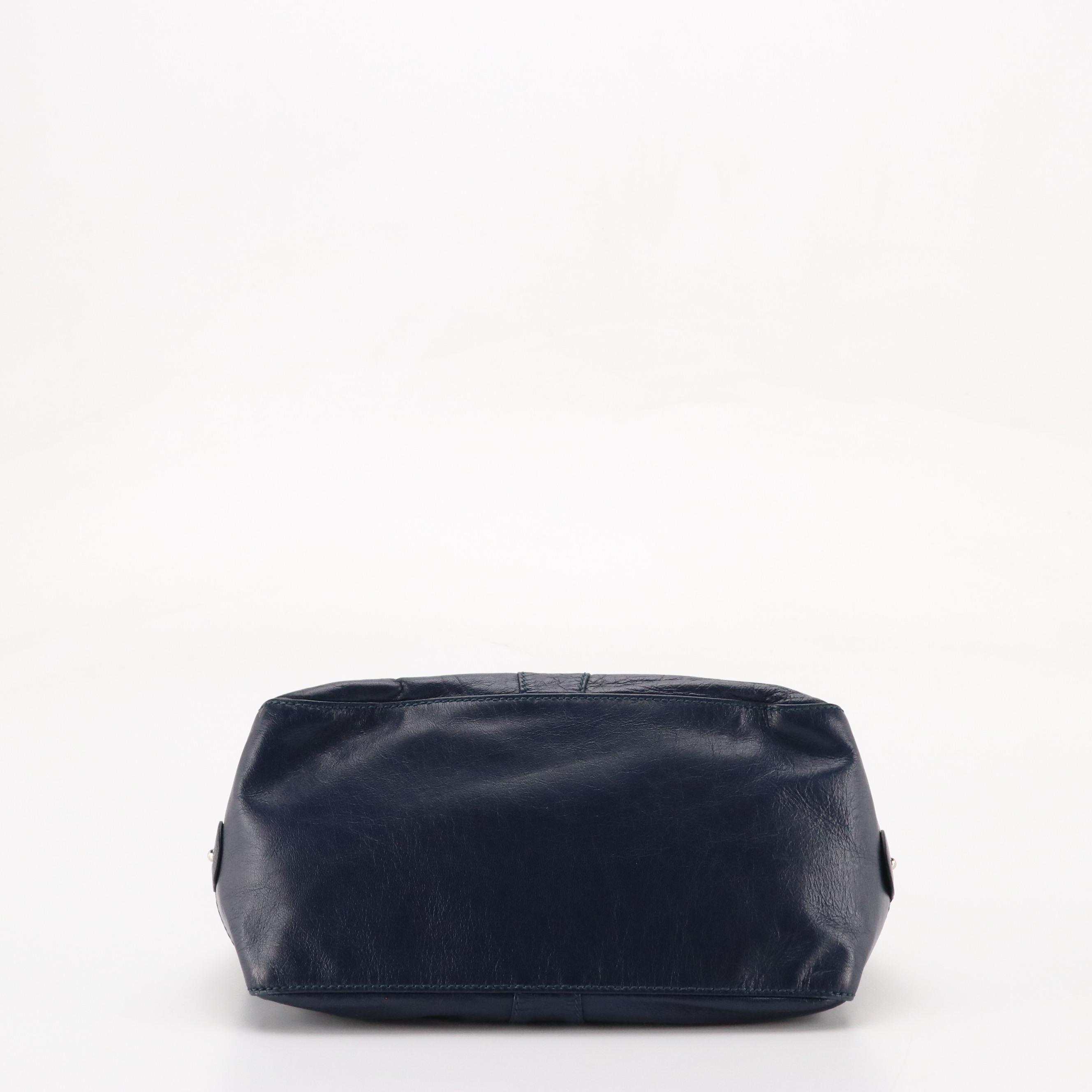 Fendi Double Zip Shoulder Bag in Navy Blue Leather