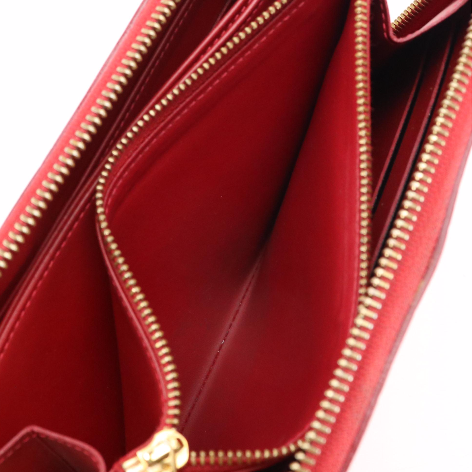 Louis Vuitton Zippy Wallet in Monogram Rouge Grenadine Vernis Leather with Box