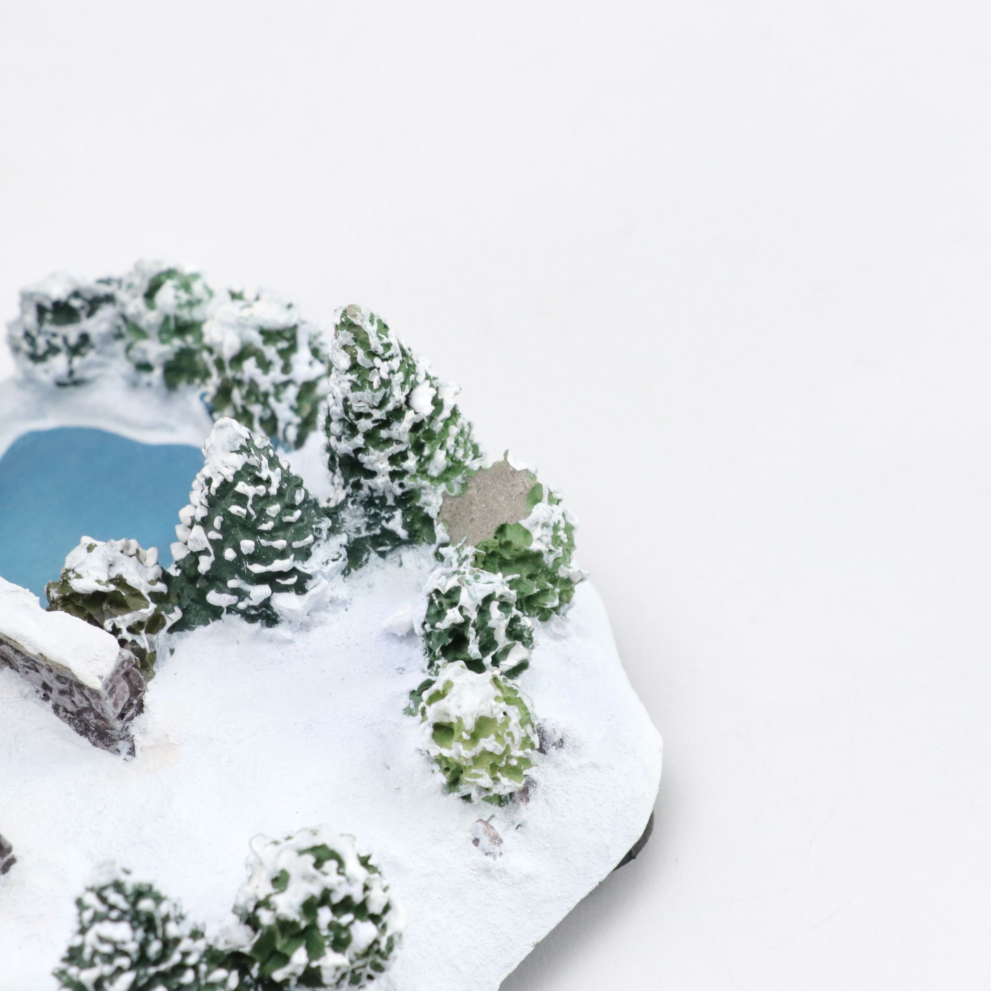 Hawthorne Village "Ye Very Olde Fruitcake Shoppe" & More Christmas Houses