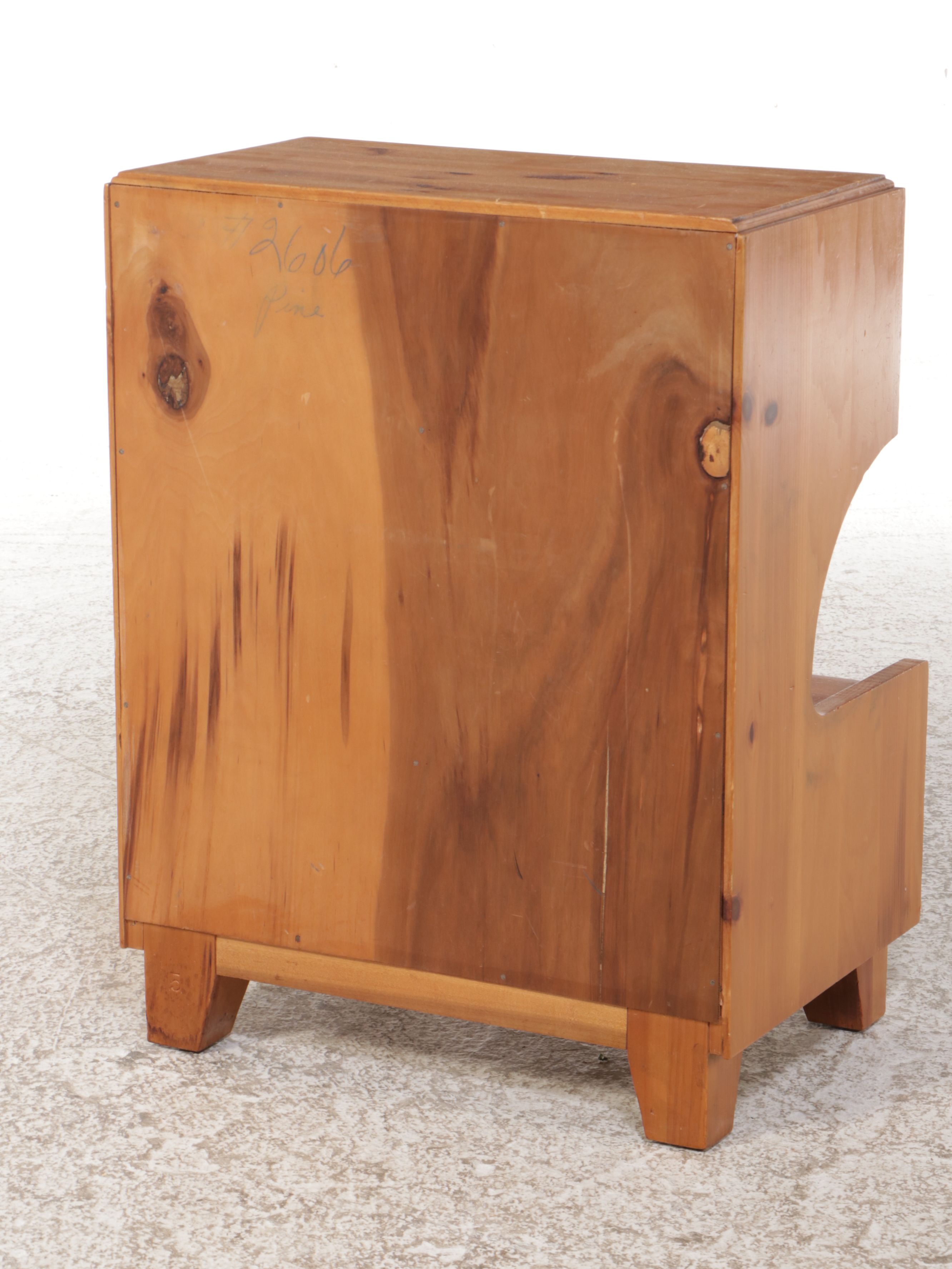Remseur Furniture Co. Pine Nightstand