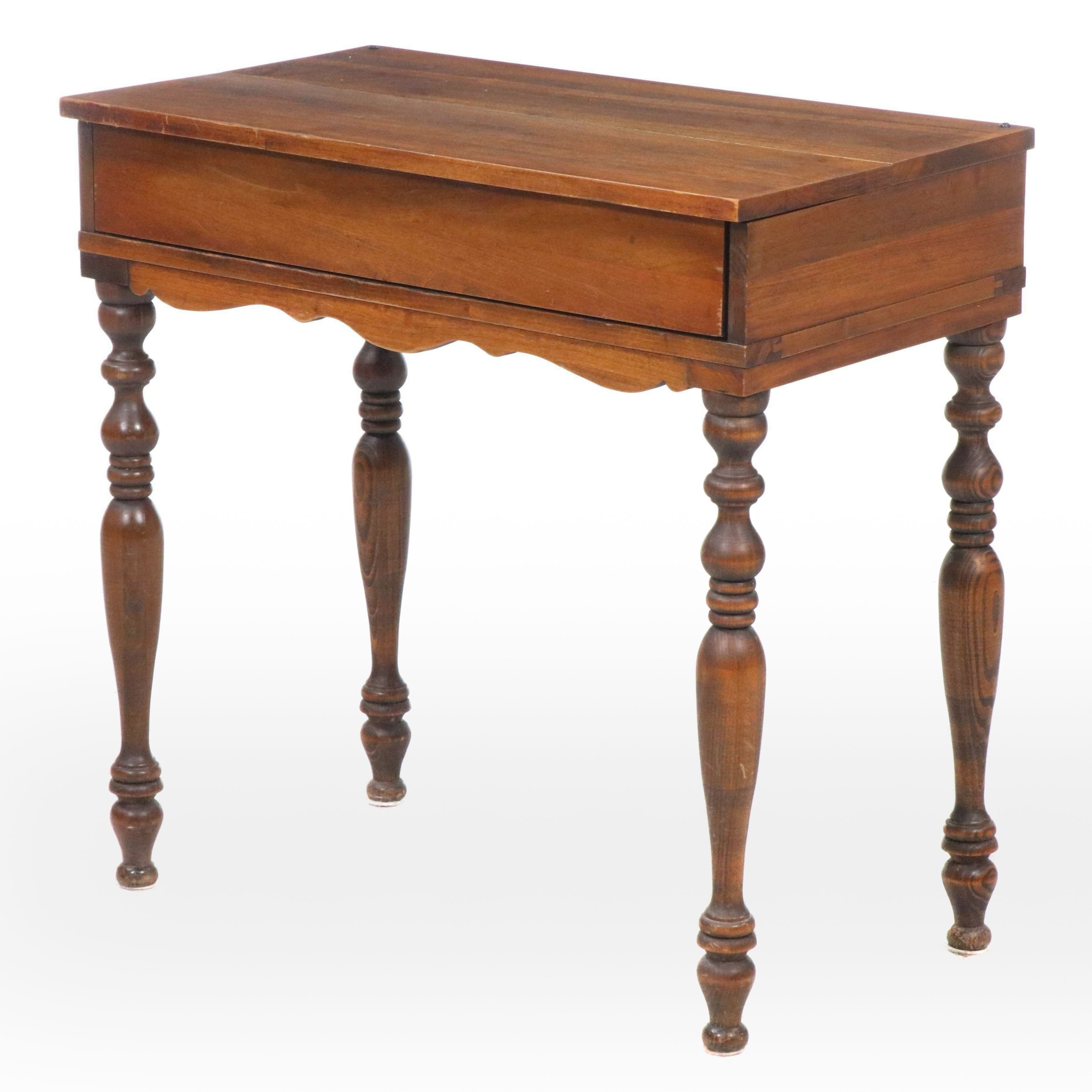 American Colonial Style Walnut Spinet Desk, Early 20th Century