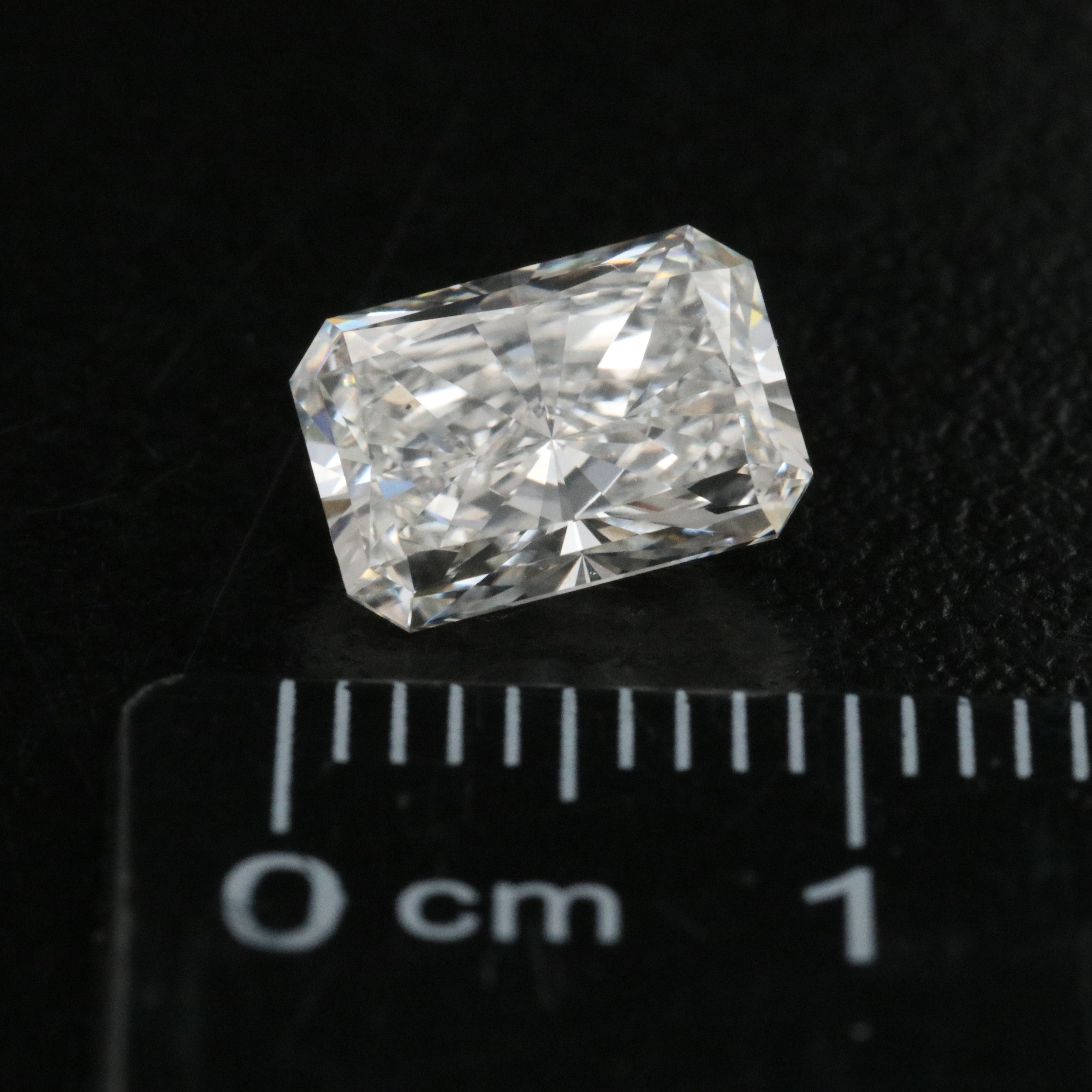 Loose 1.88 CT Lab Grown Diamond with IGI Report