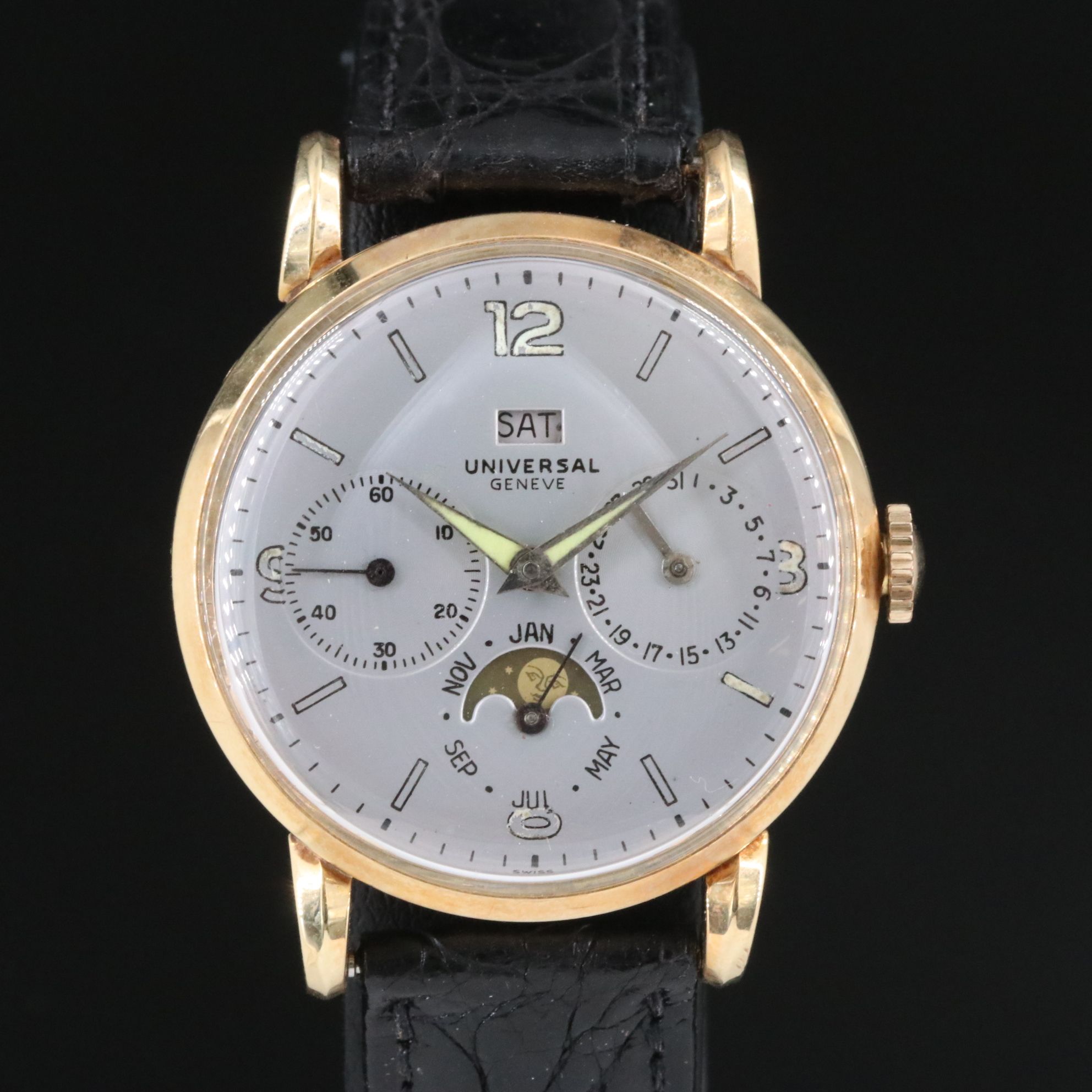Universal Geneve Triple-Date 14K Gold Vintage Watch