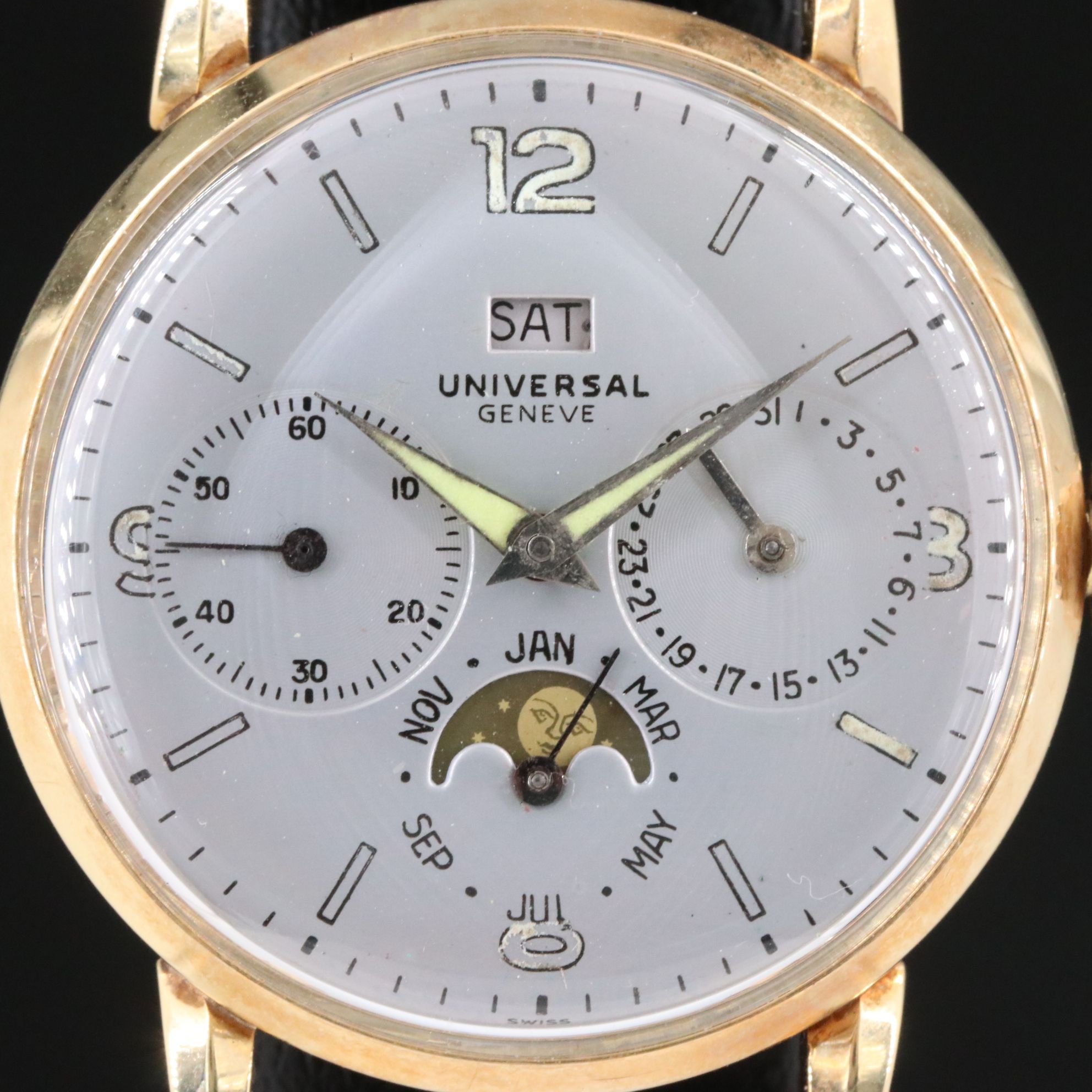 Universal Geneve Triple-Date 14K Gold Vintage Watch