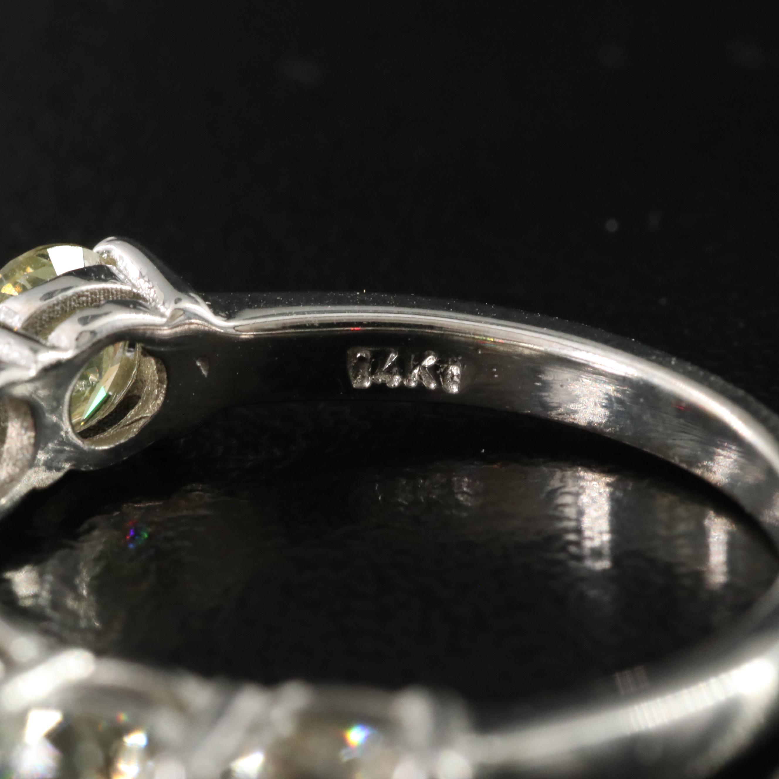 14K 3.00 CTW Diamond Ring with IGI Report and Fancy Color Diamonds