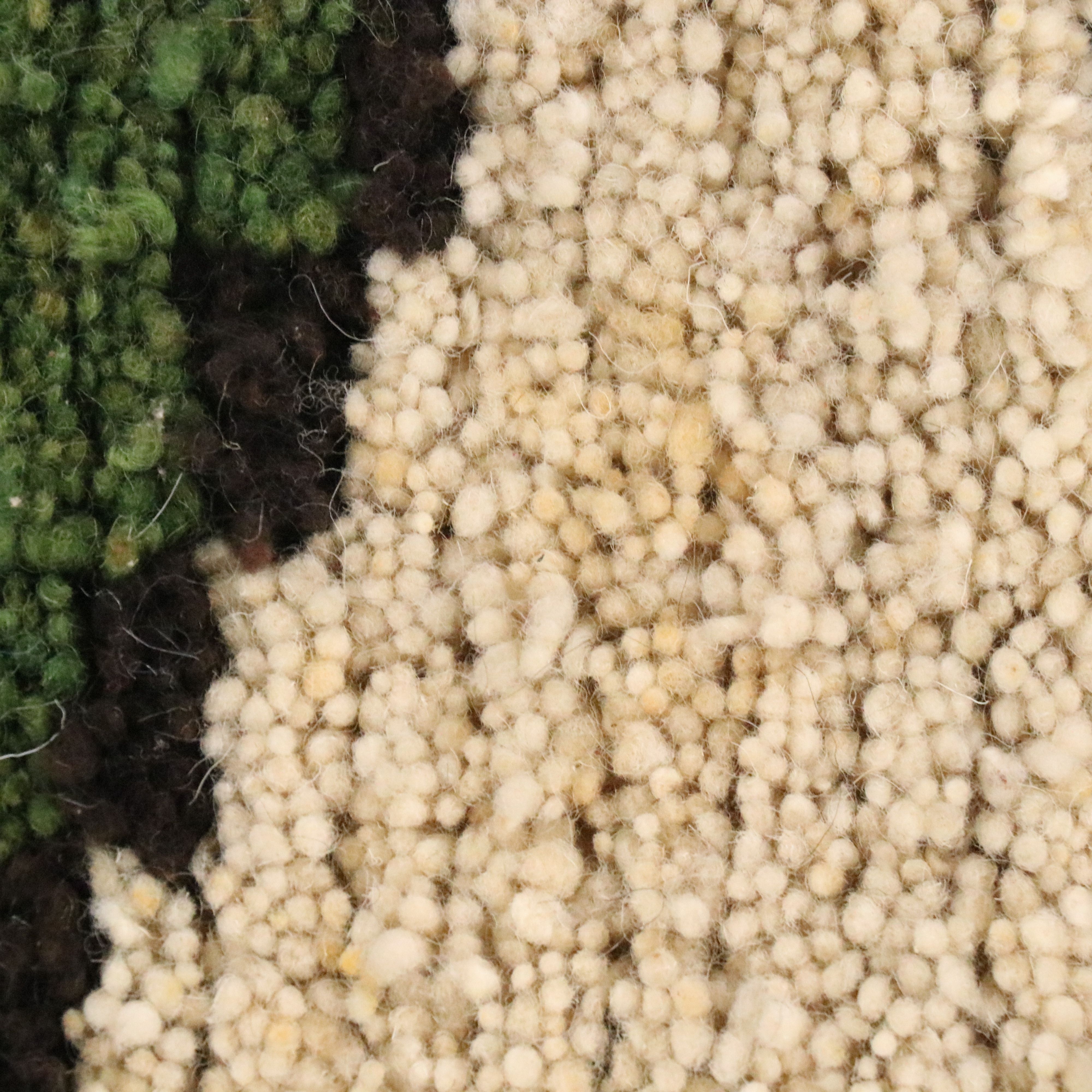 4'5 Round Hand-Knotted Mayan Calendar Style Accent Rug