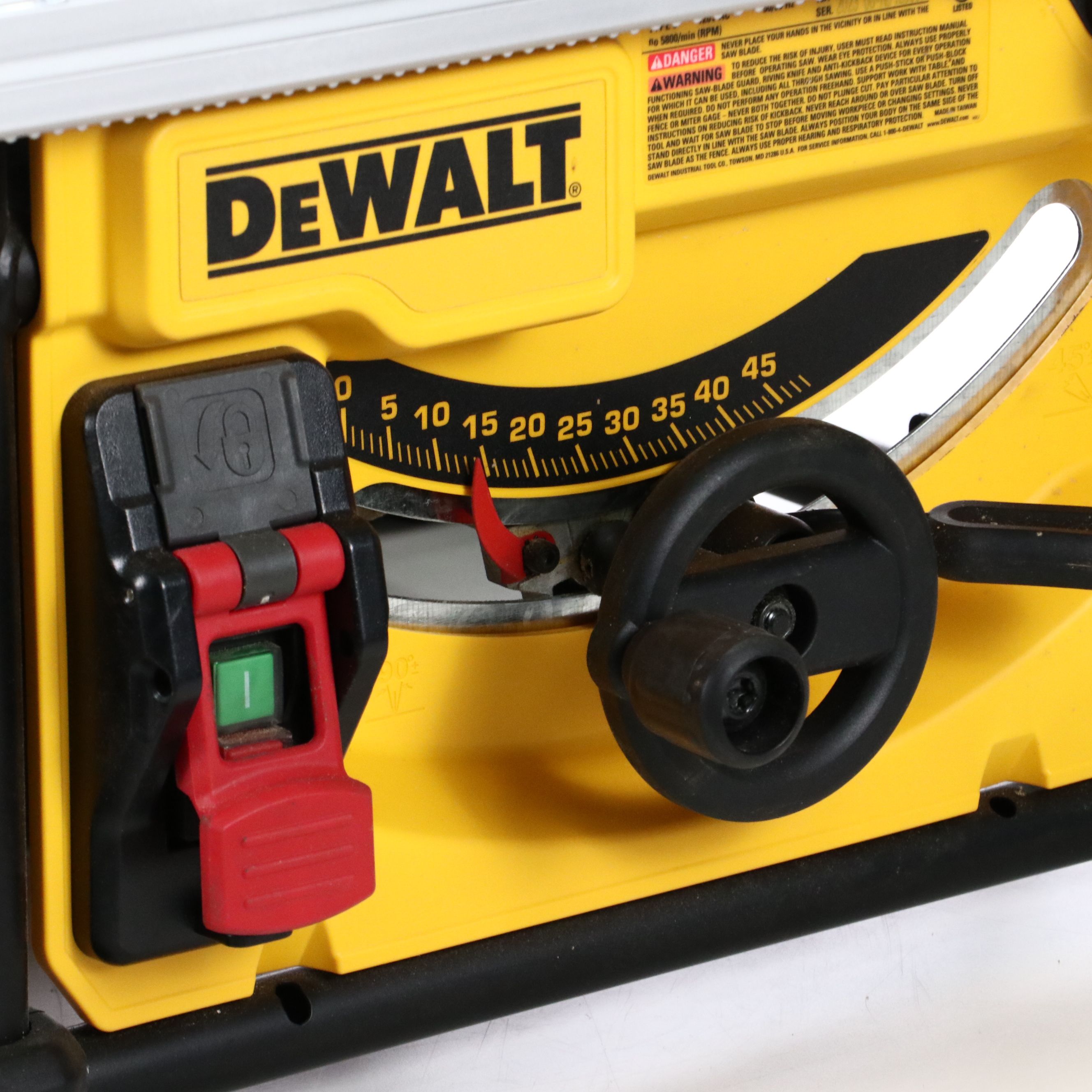 DeWalt Compact Jobsite Table Saw