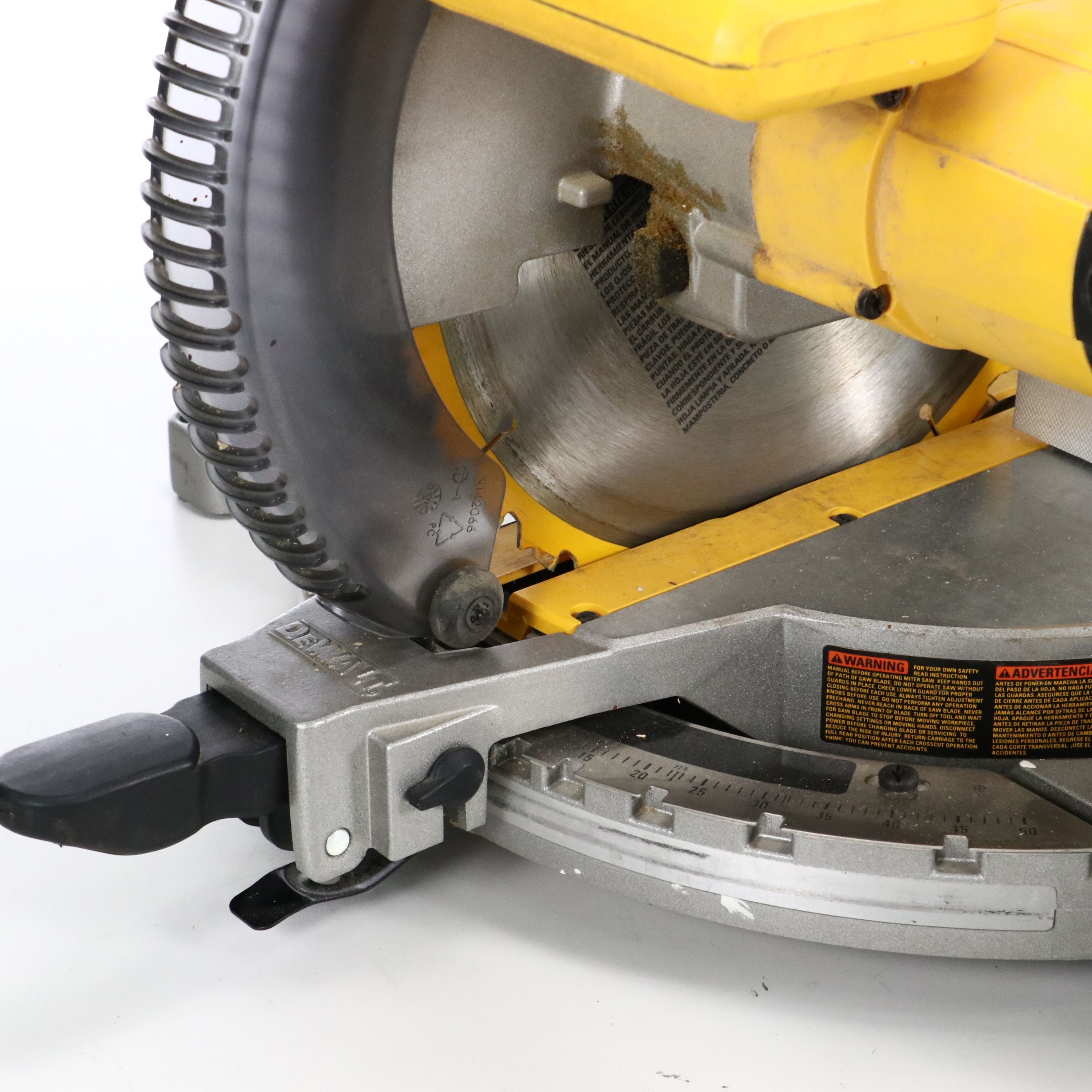 DeWalt Model DW715 12" Compound Miter Saw