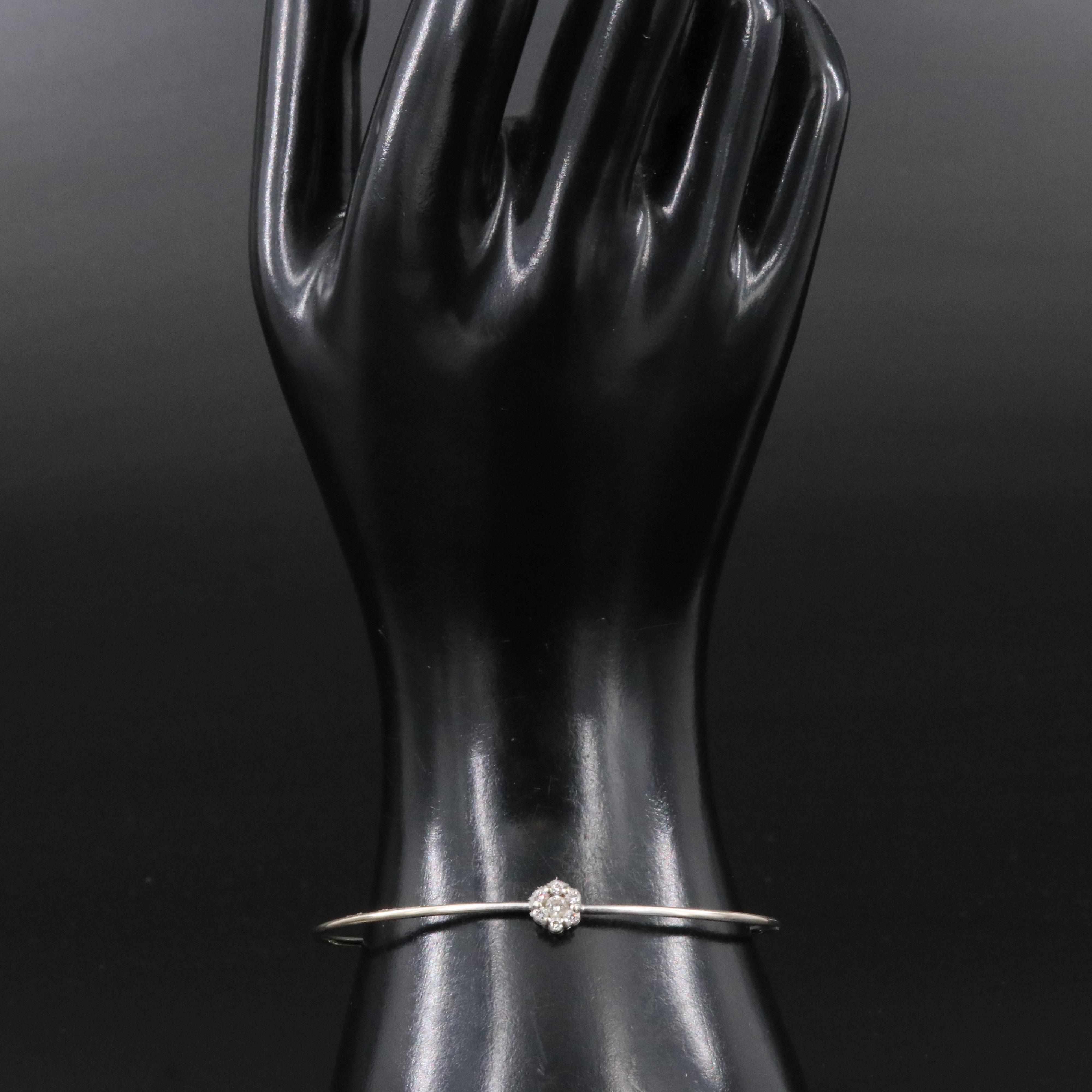 18K 0.26 CTW Diamond Bangle