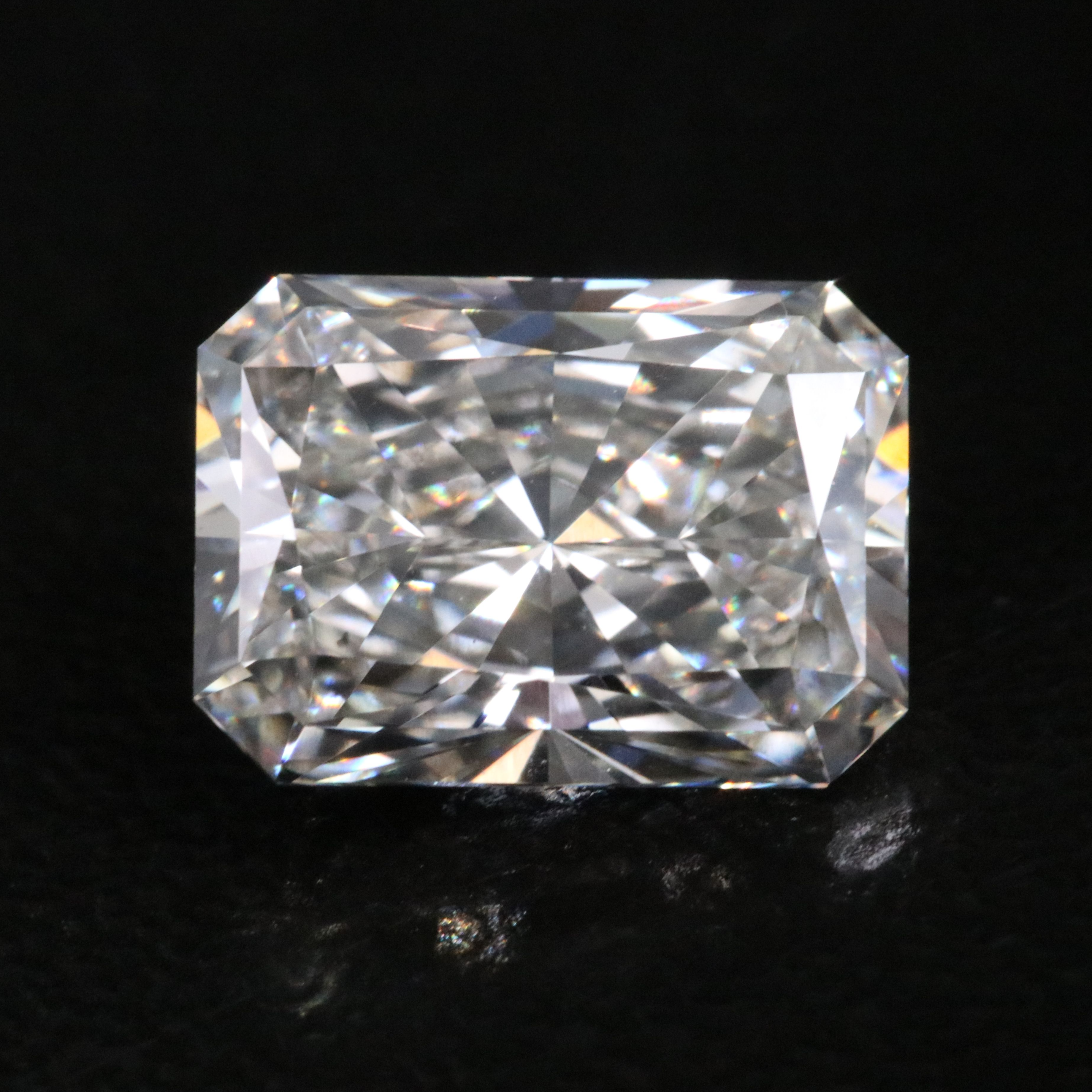 Loose 1.89 CT Lab Grown Diamond with IGI Report