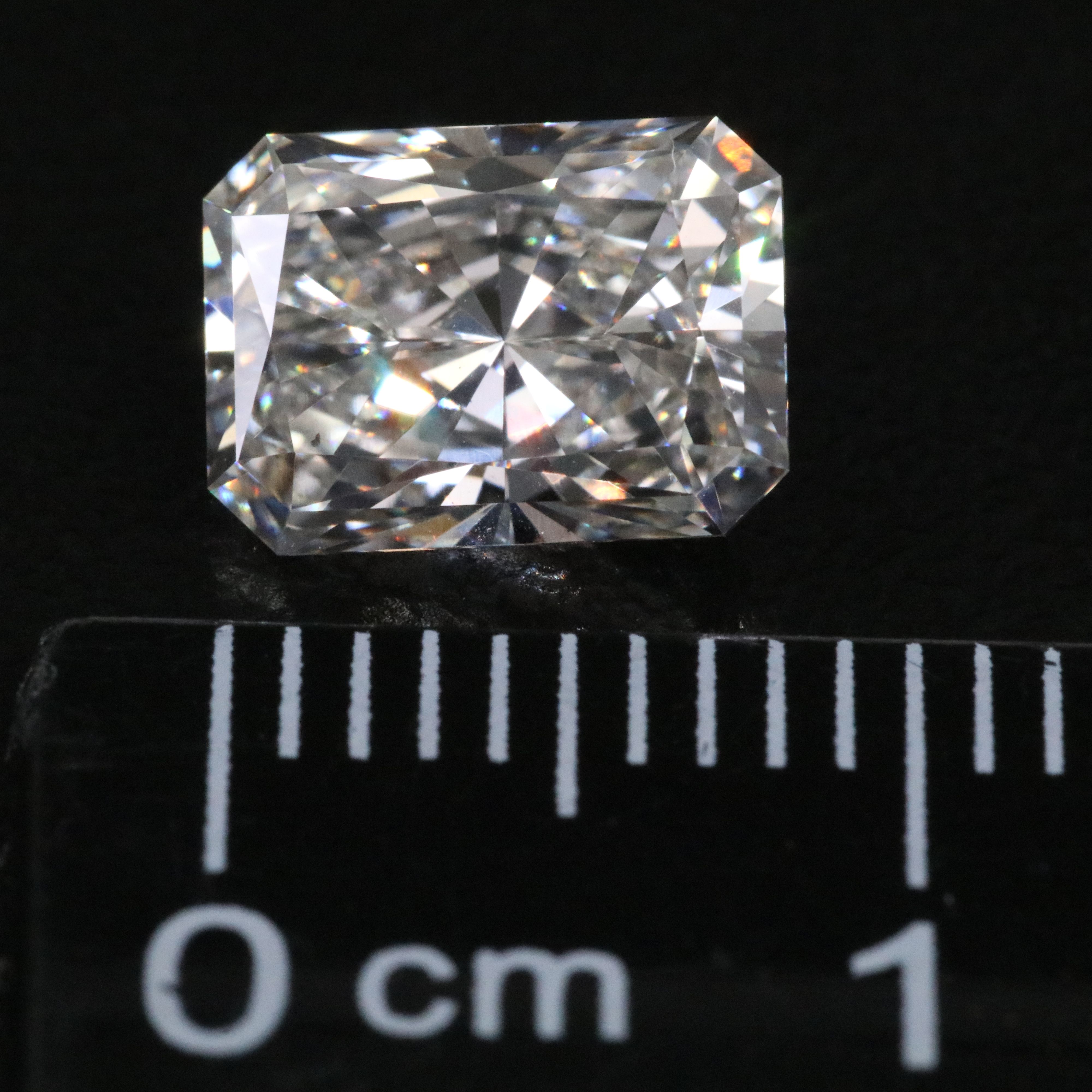 Loose 1.89 CT Lab Grown Diamond with IGI Report