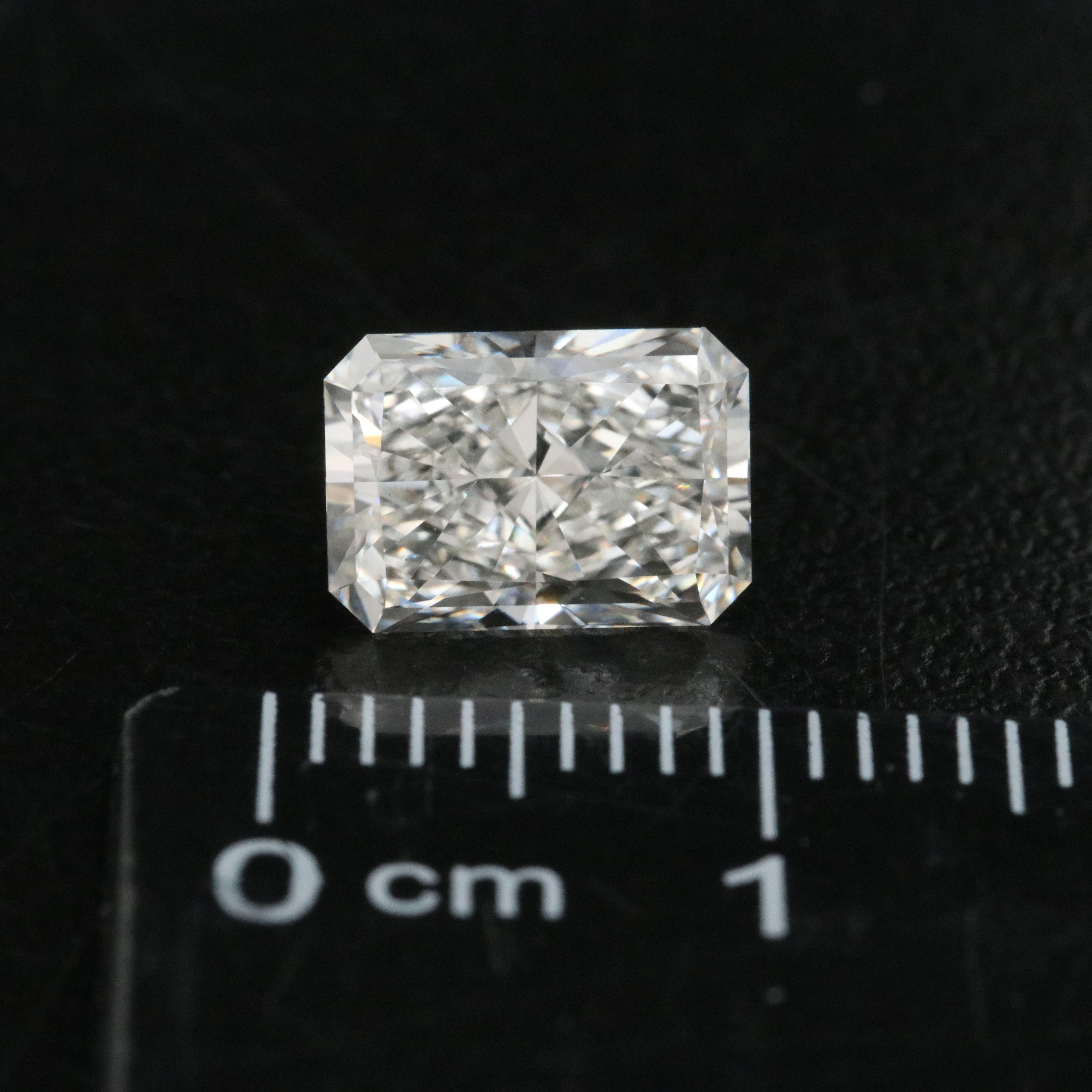 Loose 1.88 CT Lab Grown Diamond with IGI Report
