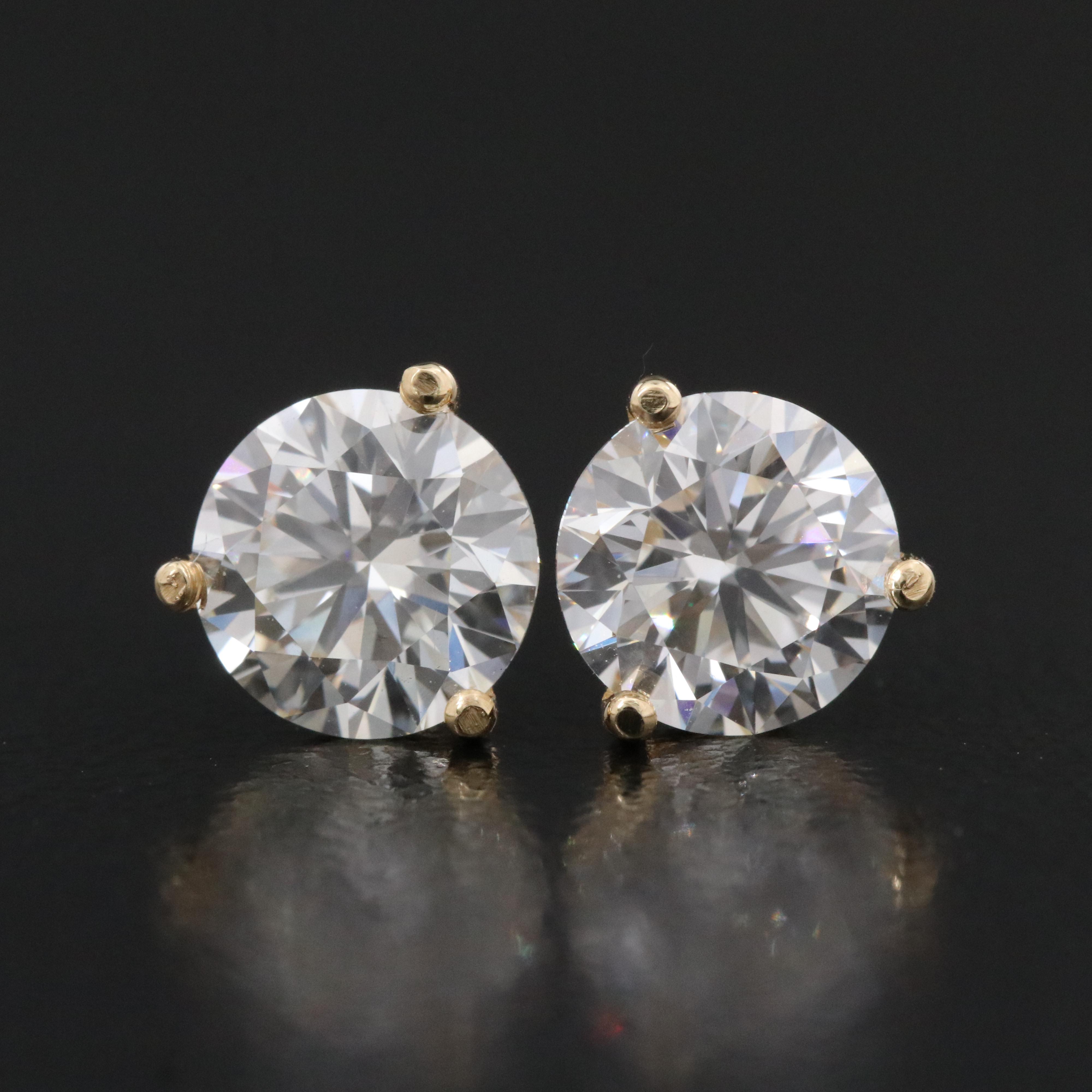 18K Lab Grown Diamond Stud Earrings
