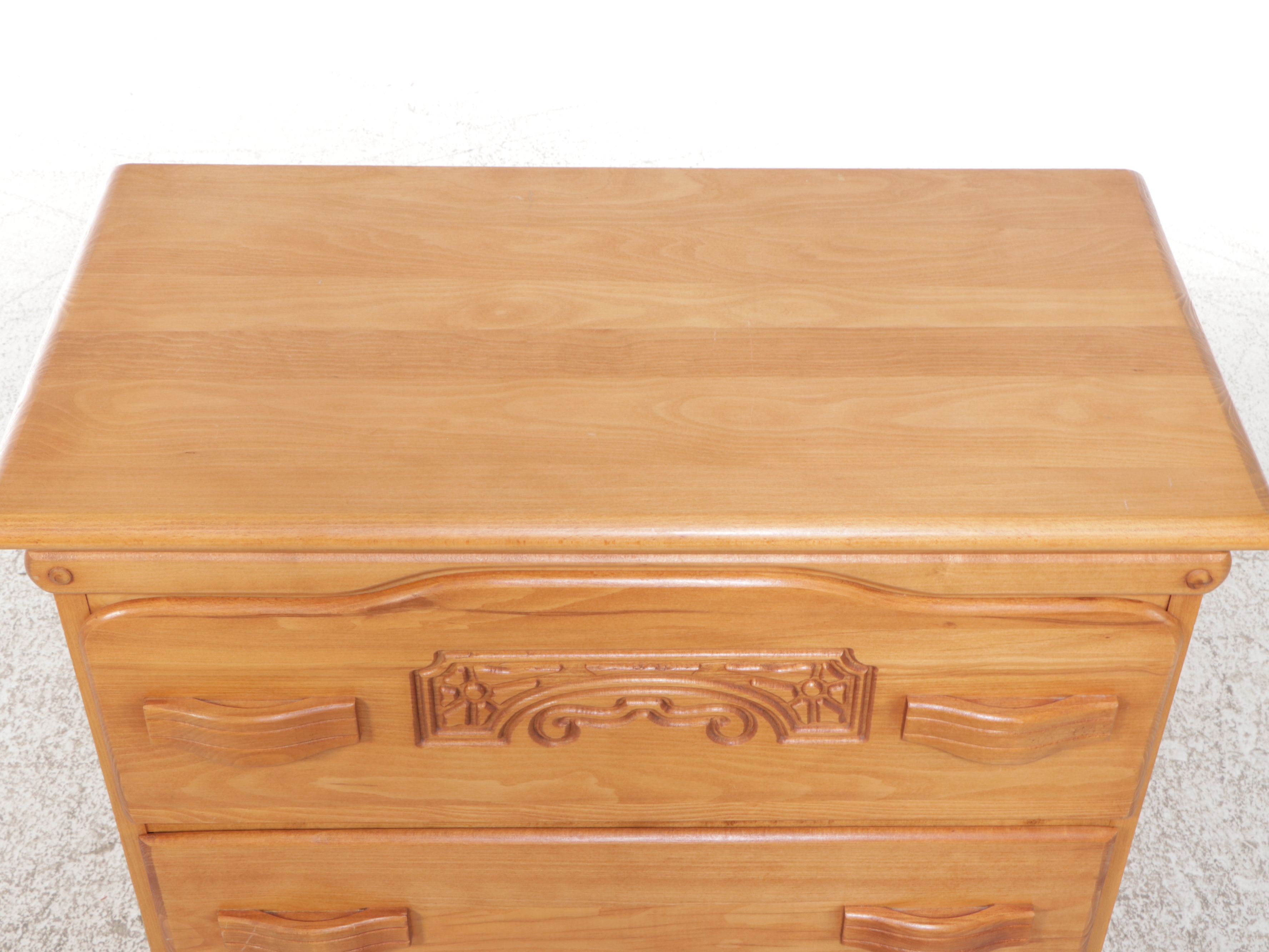 Maple Chest of Drawers, Late 20th Century