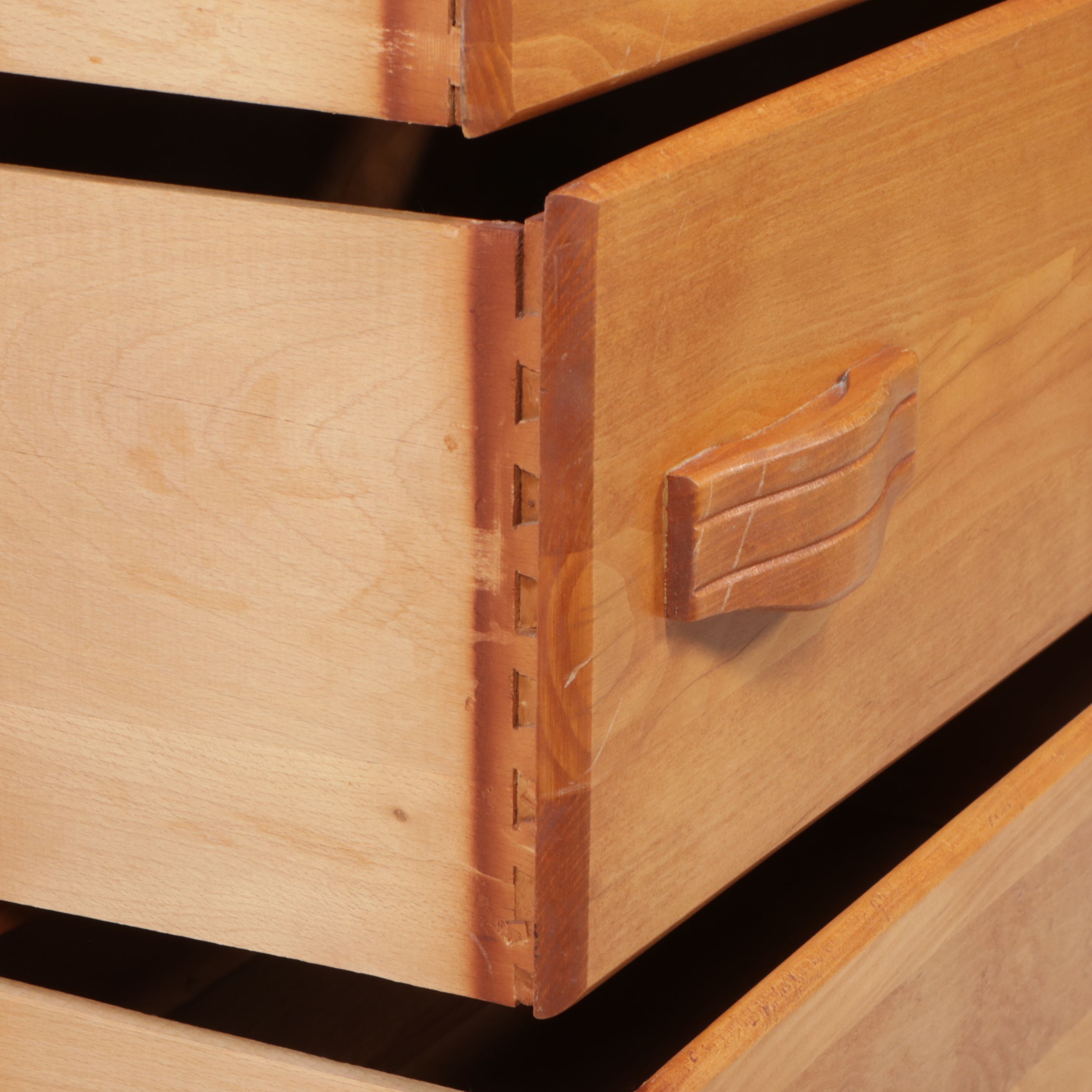 Maple Chest of Drawers, Late 20th Century