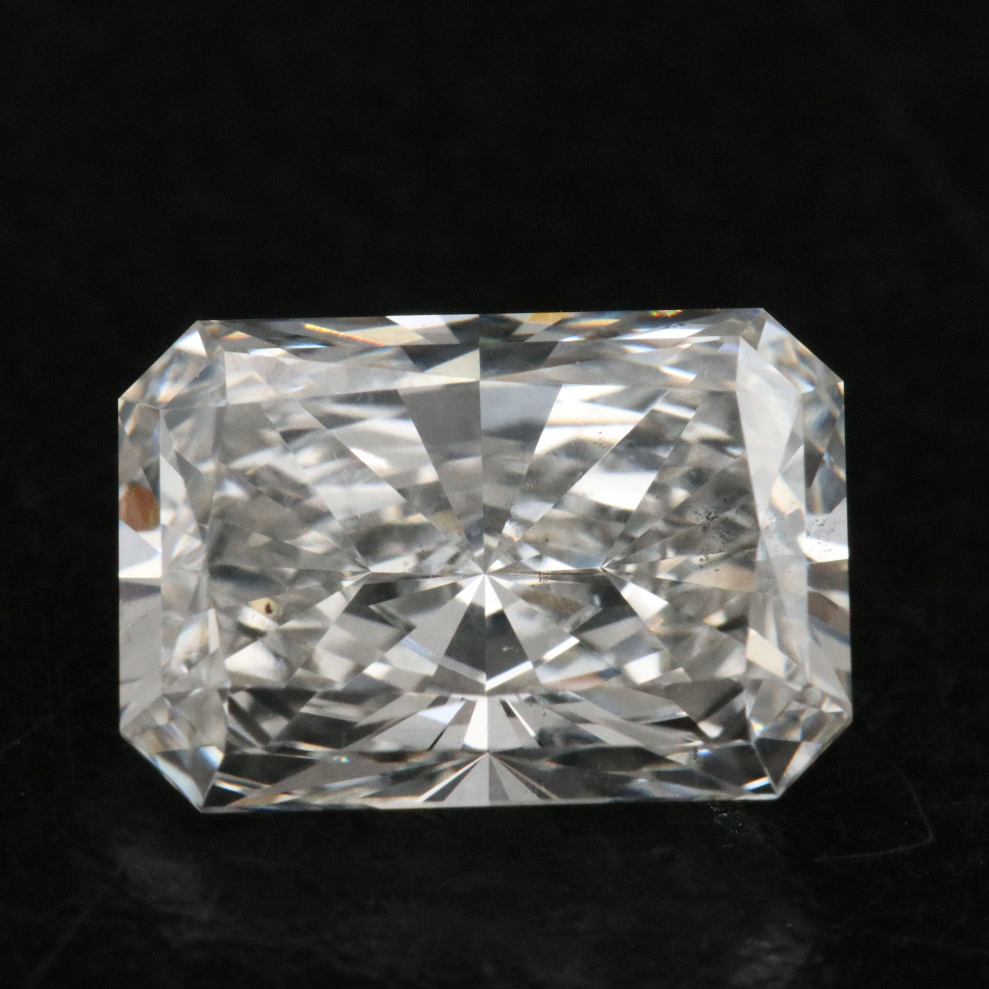 Loose 2.22 CT Lab Grown Diamond with IGI Report