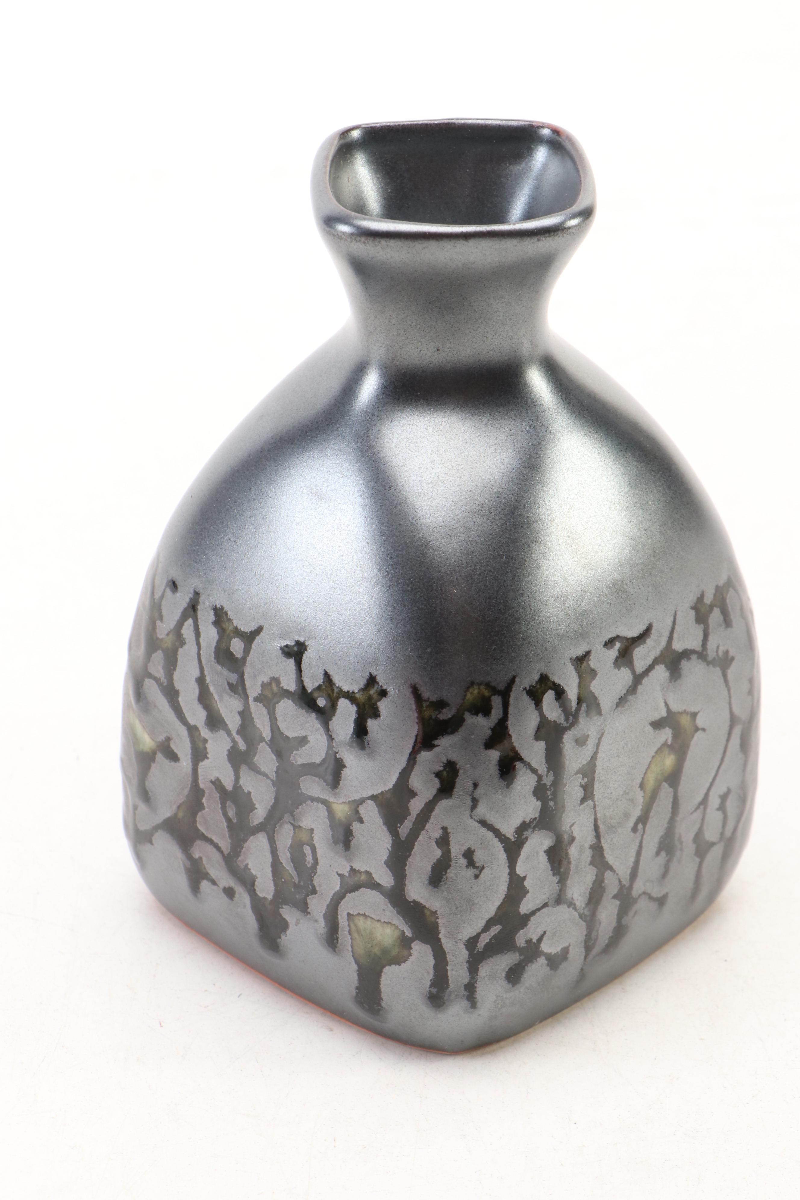 Kotobuki Ceramic Sake Set