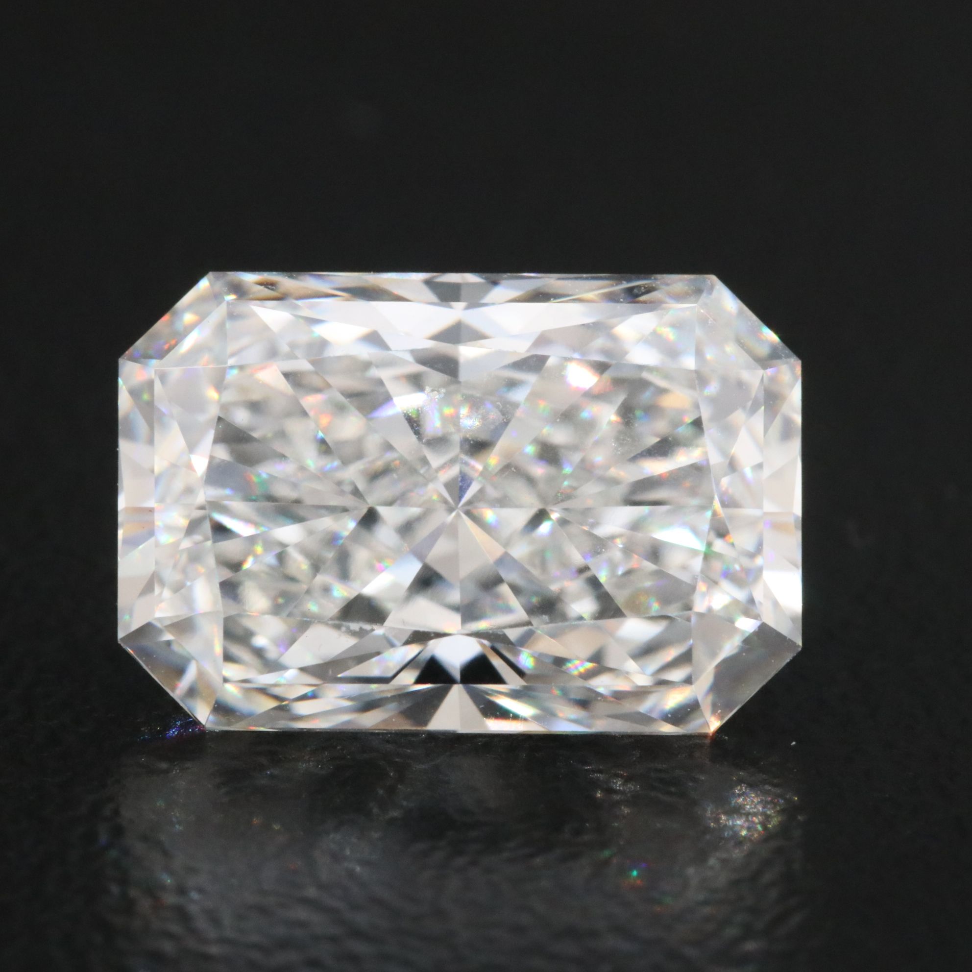 Loose 5.03 CT Lab Grown Diamond with IGI Report