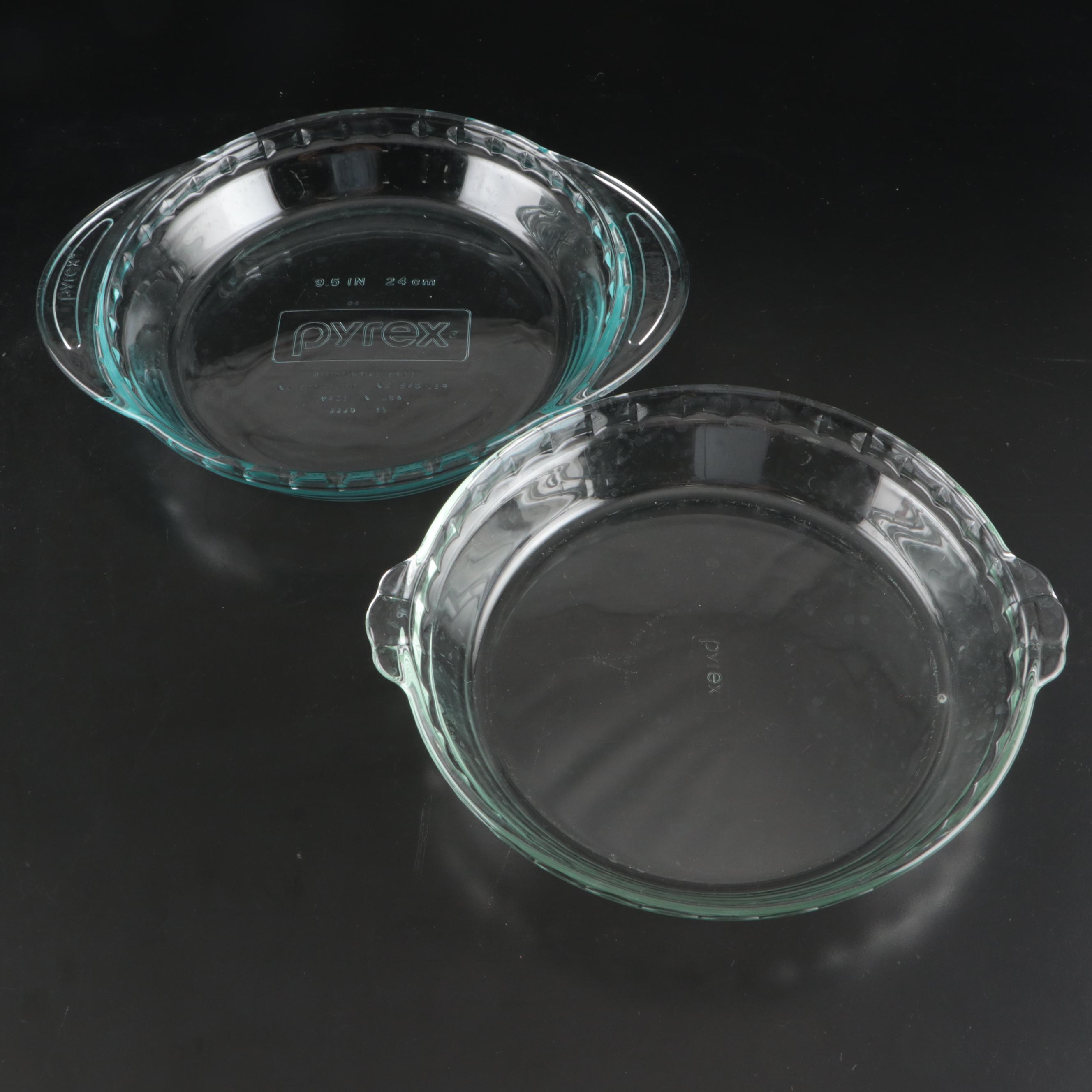 Pyrex with Other Glass Mixing Bowls, Pie Pans, and Food Storage Containers