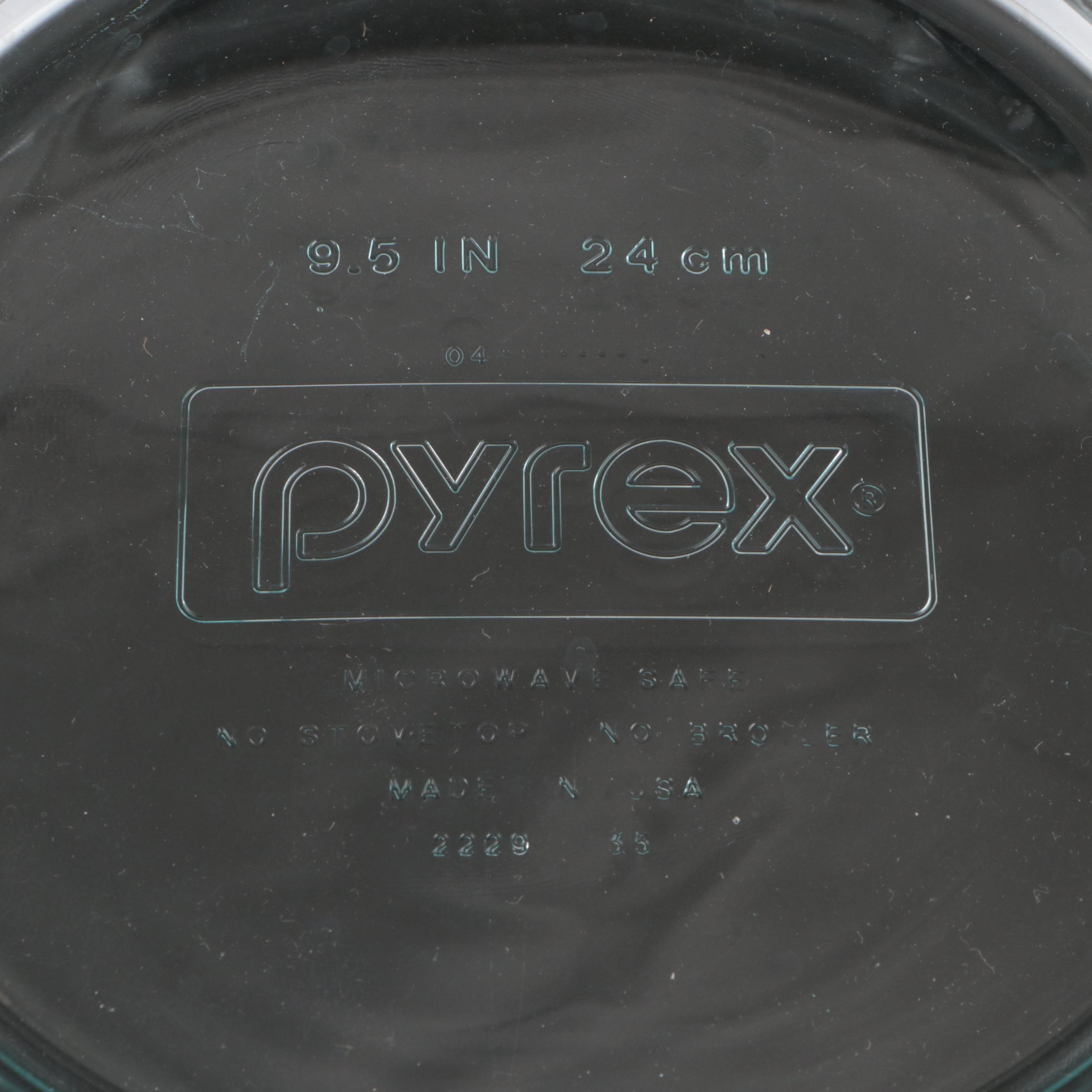 Pyrex with Other Glass Mixing Bowls, Pie Pans, and Food Storage Containers