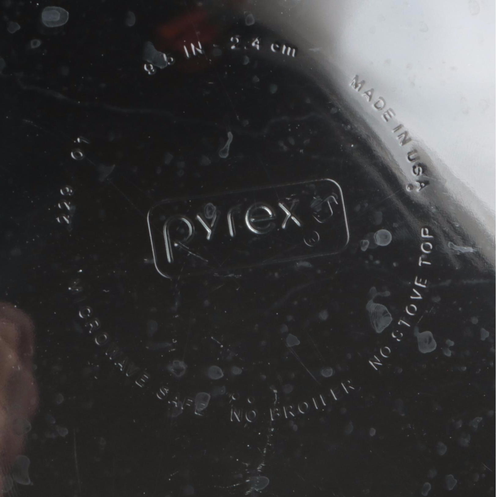 Pyrex with Other Glass Mixing Bowls, Pie Pans, and Food Storage Containers