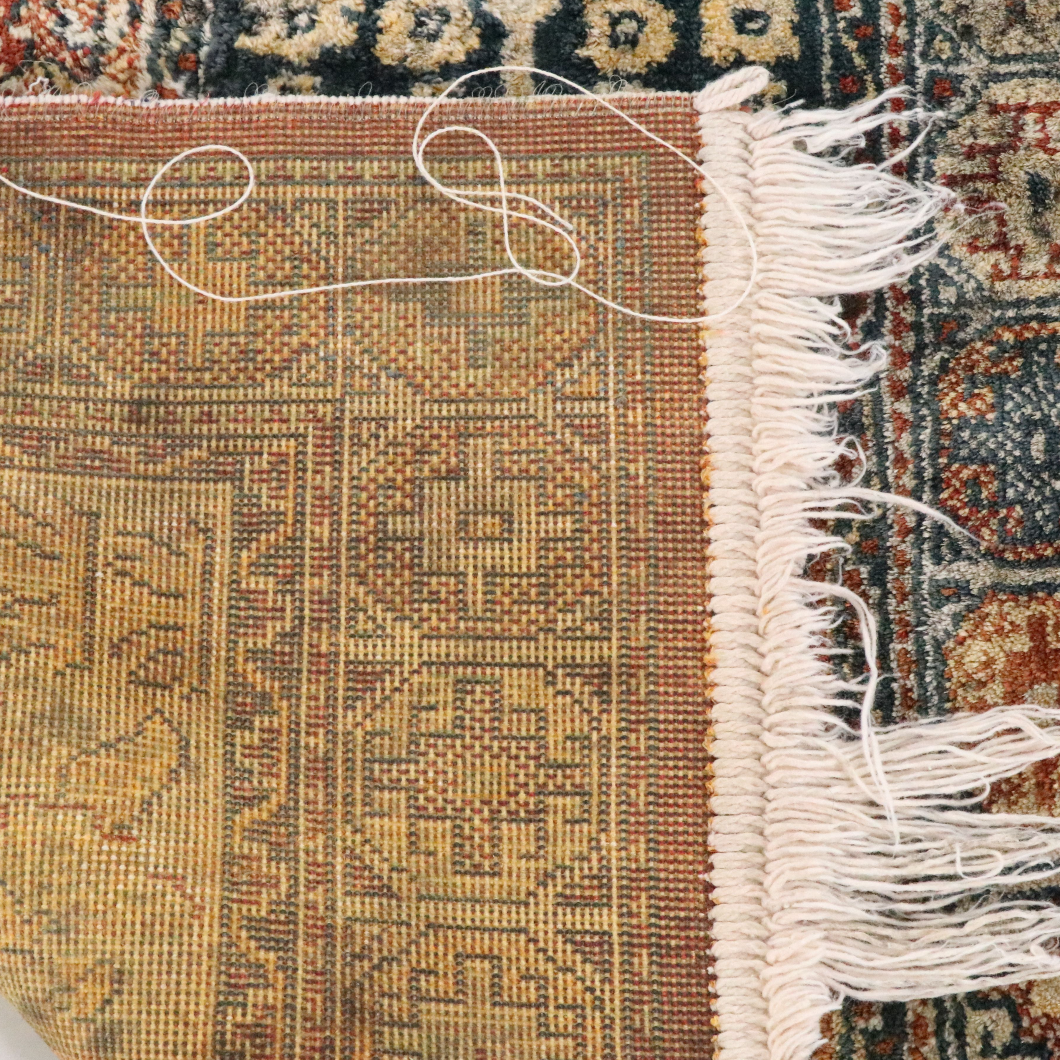 1'7 x 2'10 Machine Made Turkish Style Accent Rug