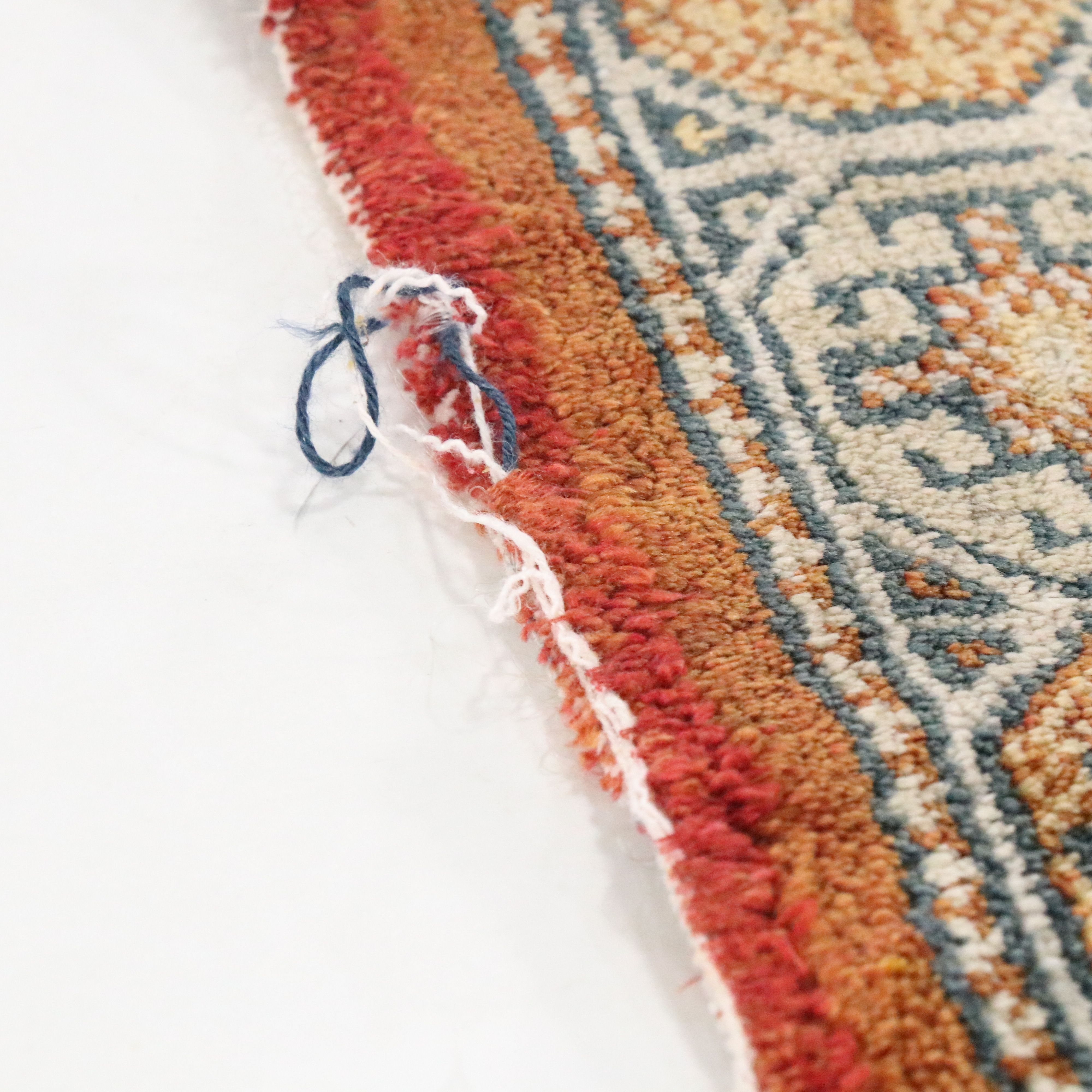 1'7 x 2'10 Machine Made Turkish Style Accent Rug