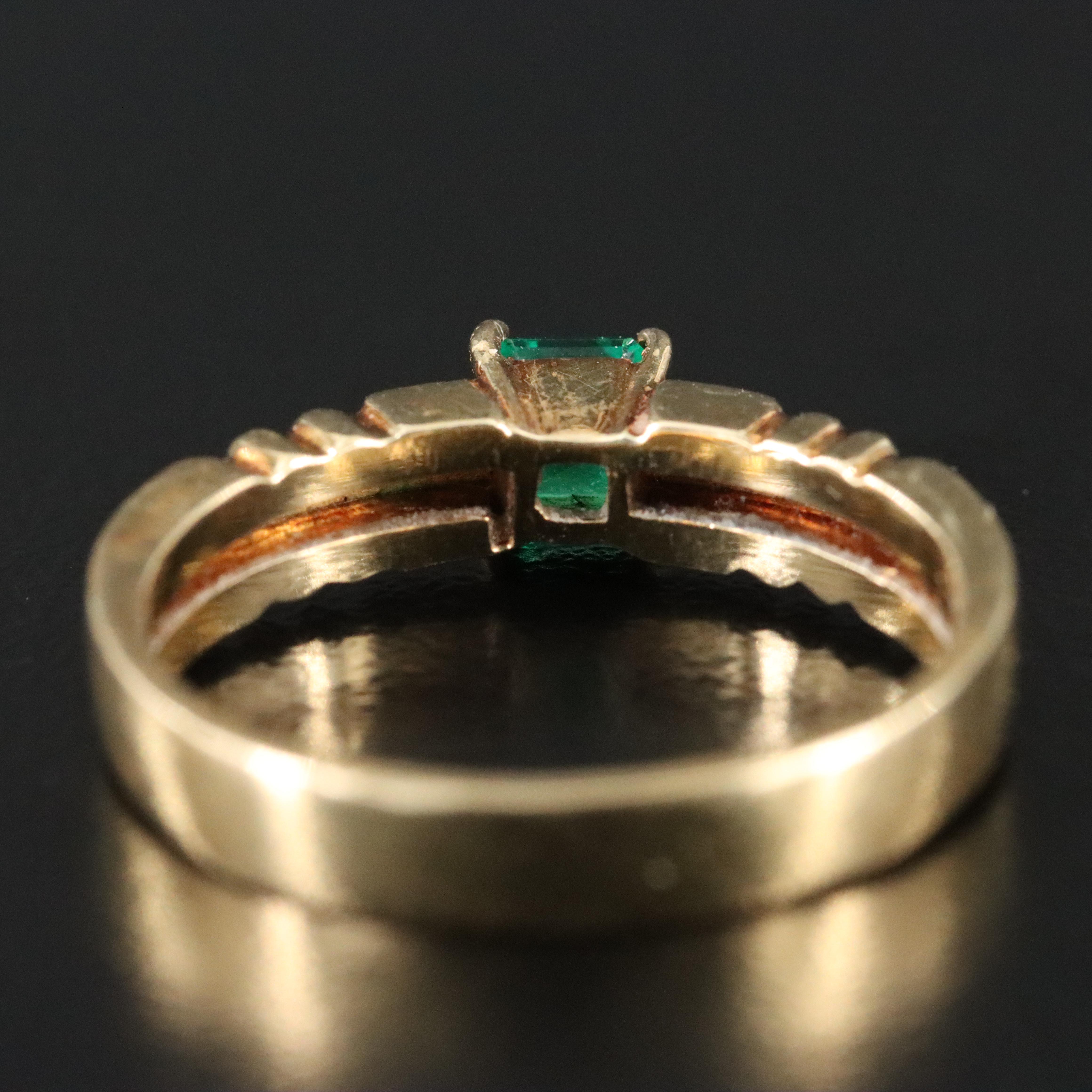 18K Emerald Solitaire Ring
