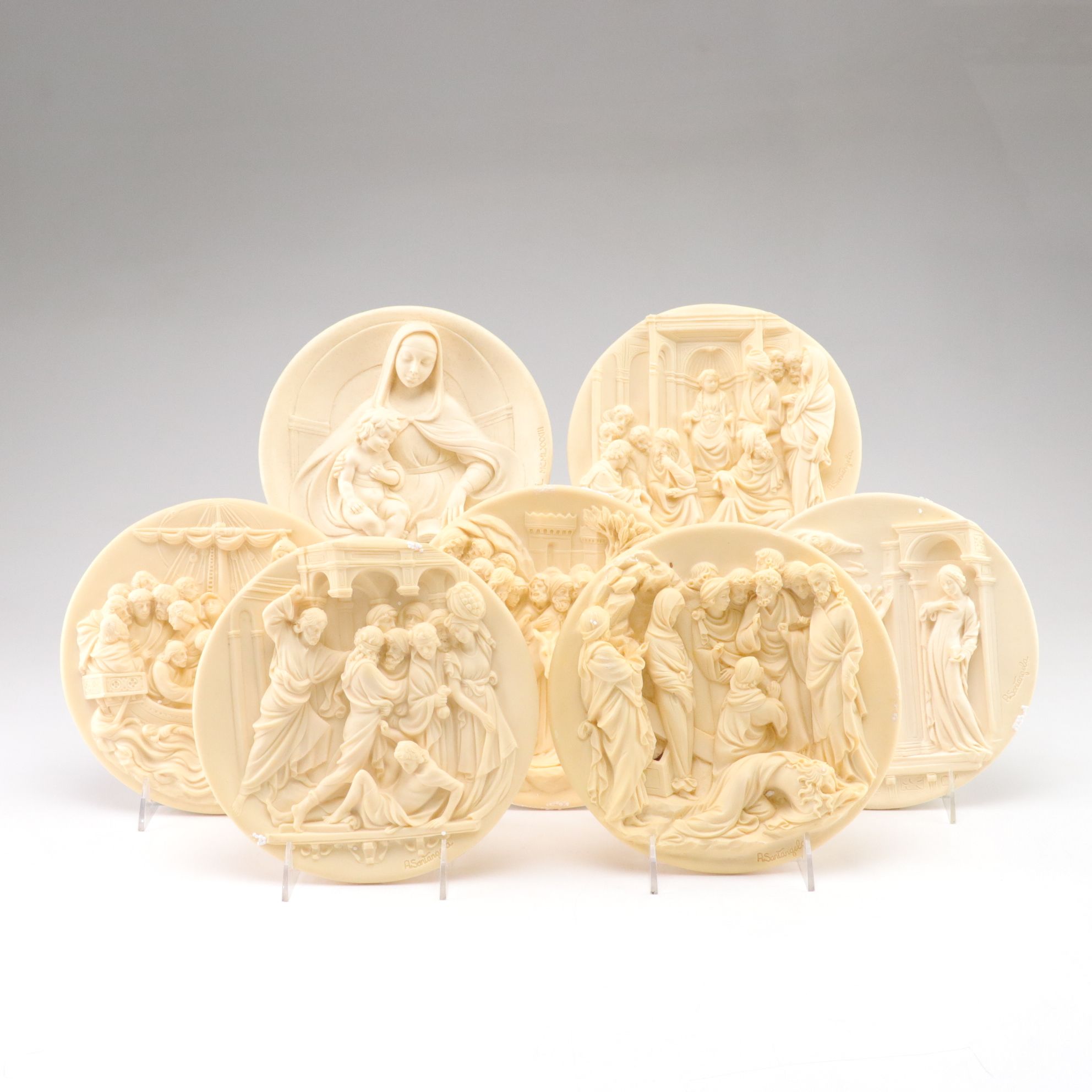 Studio Dante di Volteradici Bas Relief Collector Plates, 1980s