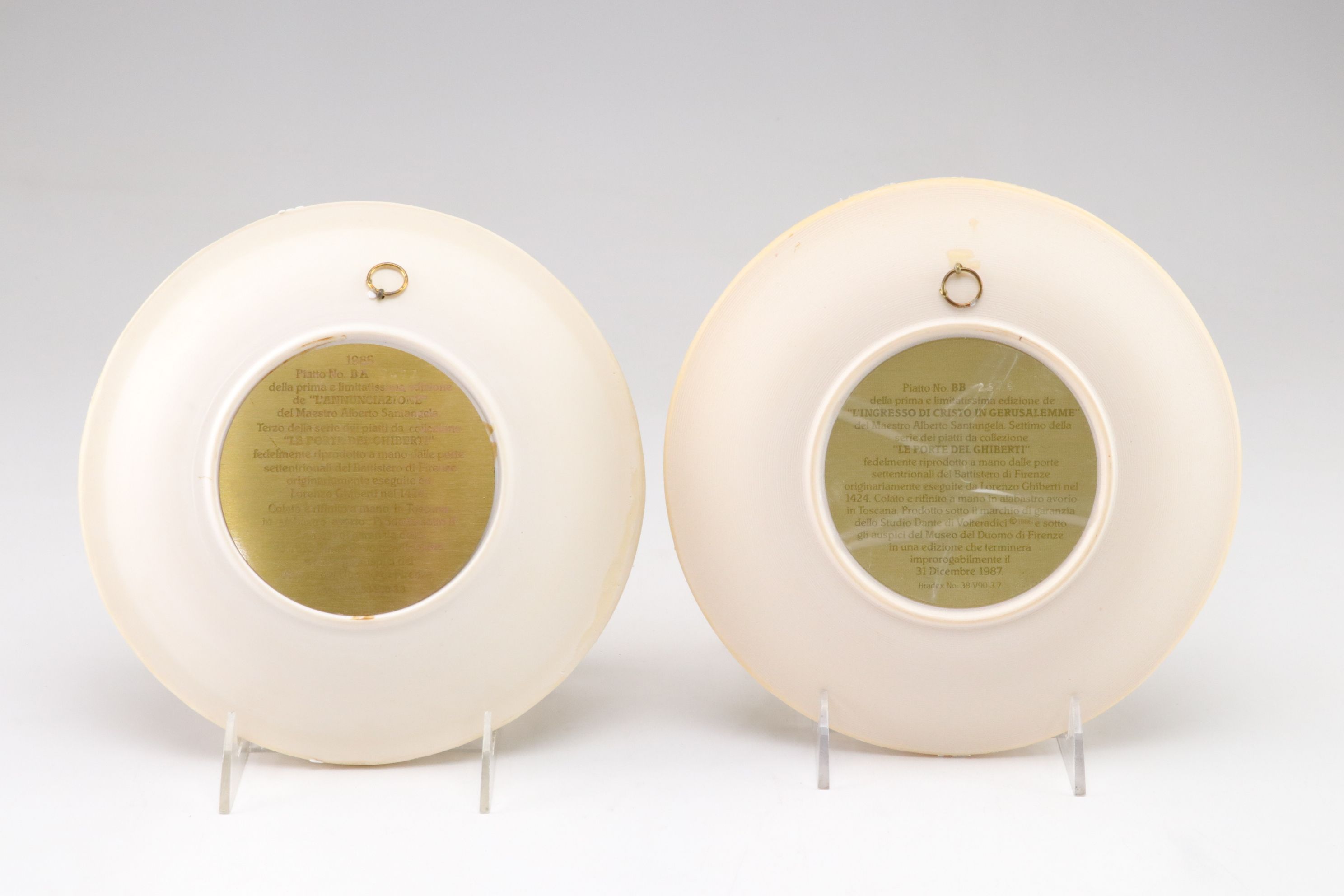 Studio Dante di Volteradici Bas Relief Collector Plates, 1980s