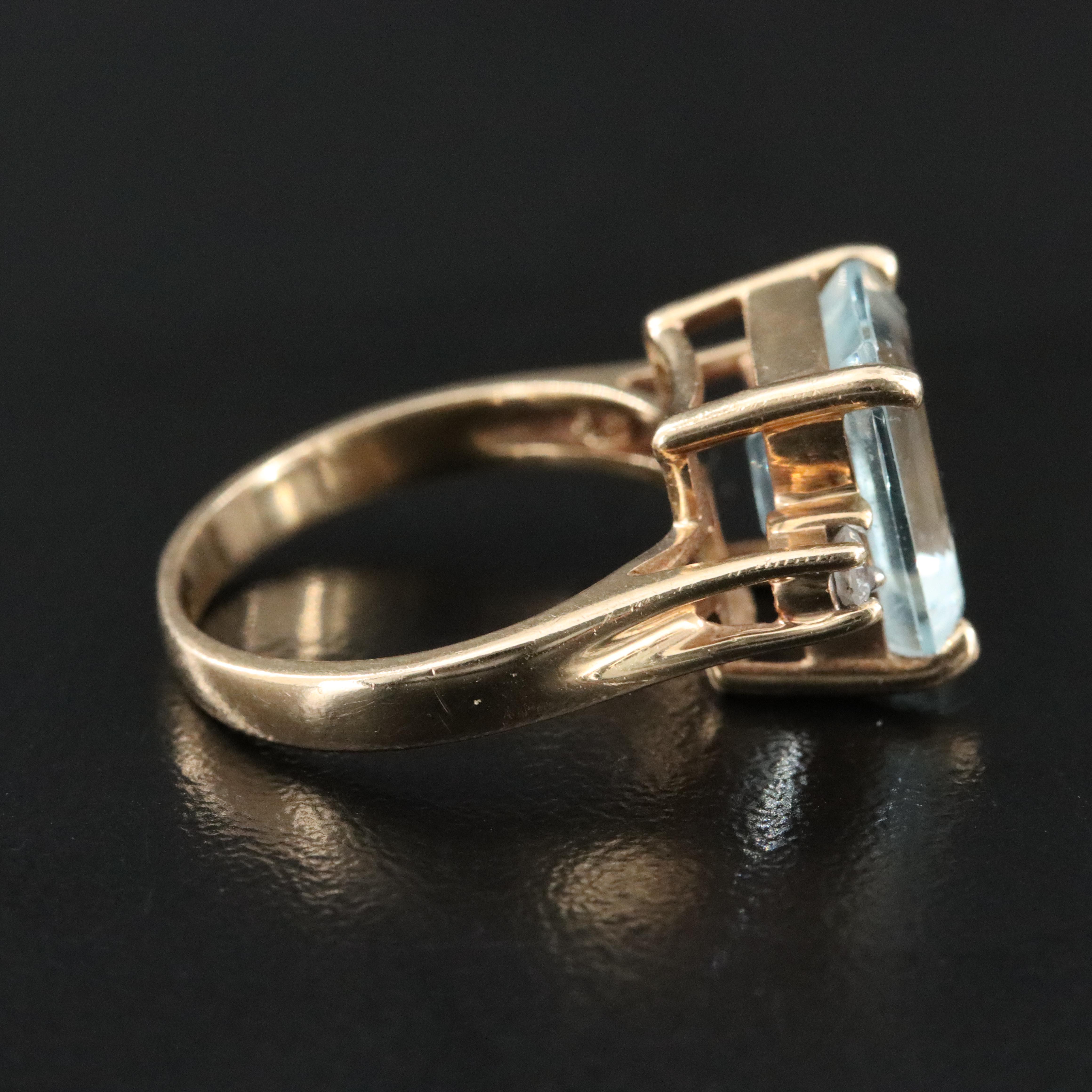 14K 4.23 CT Aquamarine and Diamond Ring