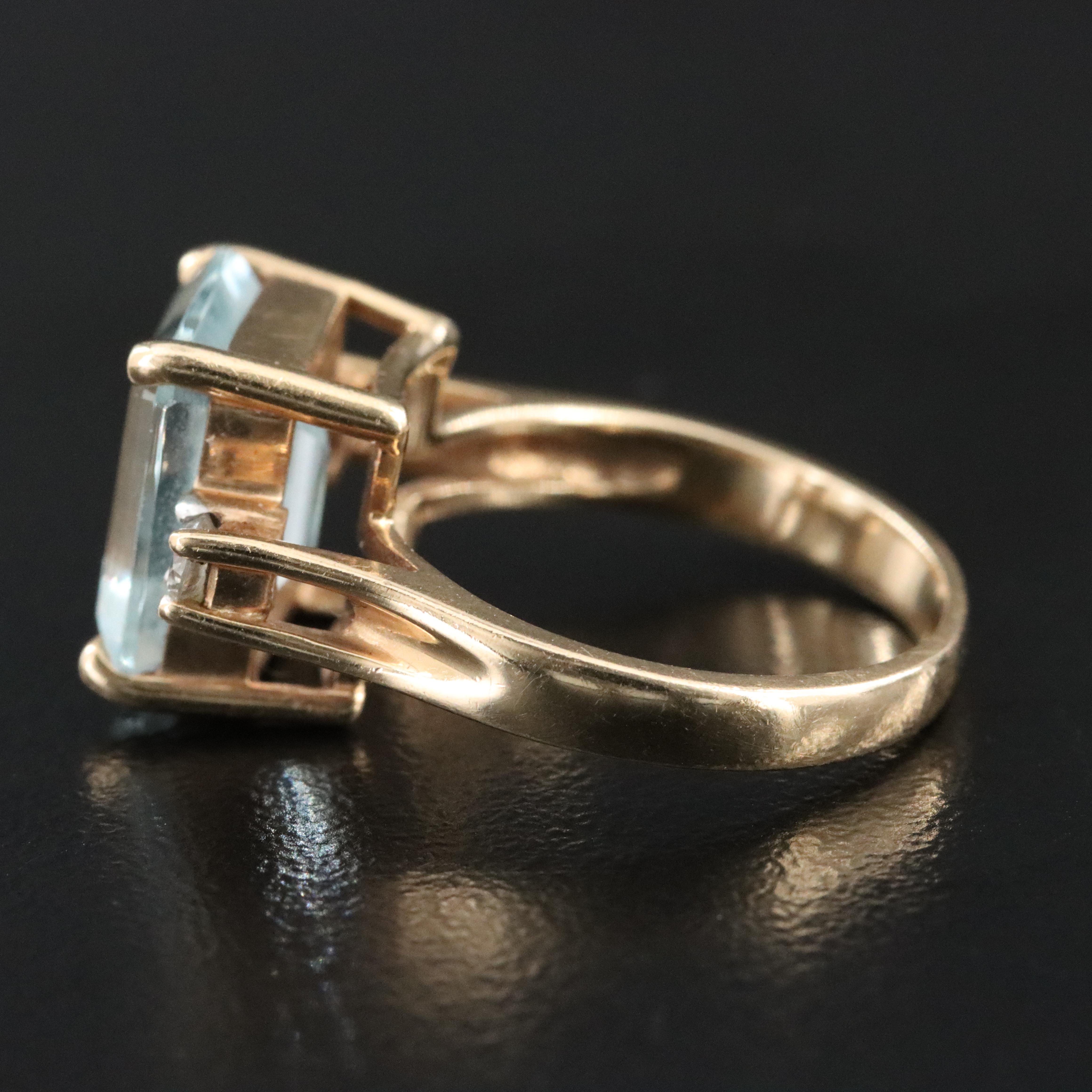 14K 4.23 CT Aquamarine and Diamond Ring