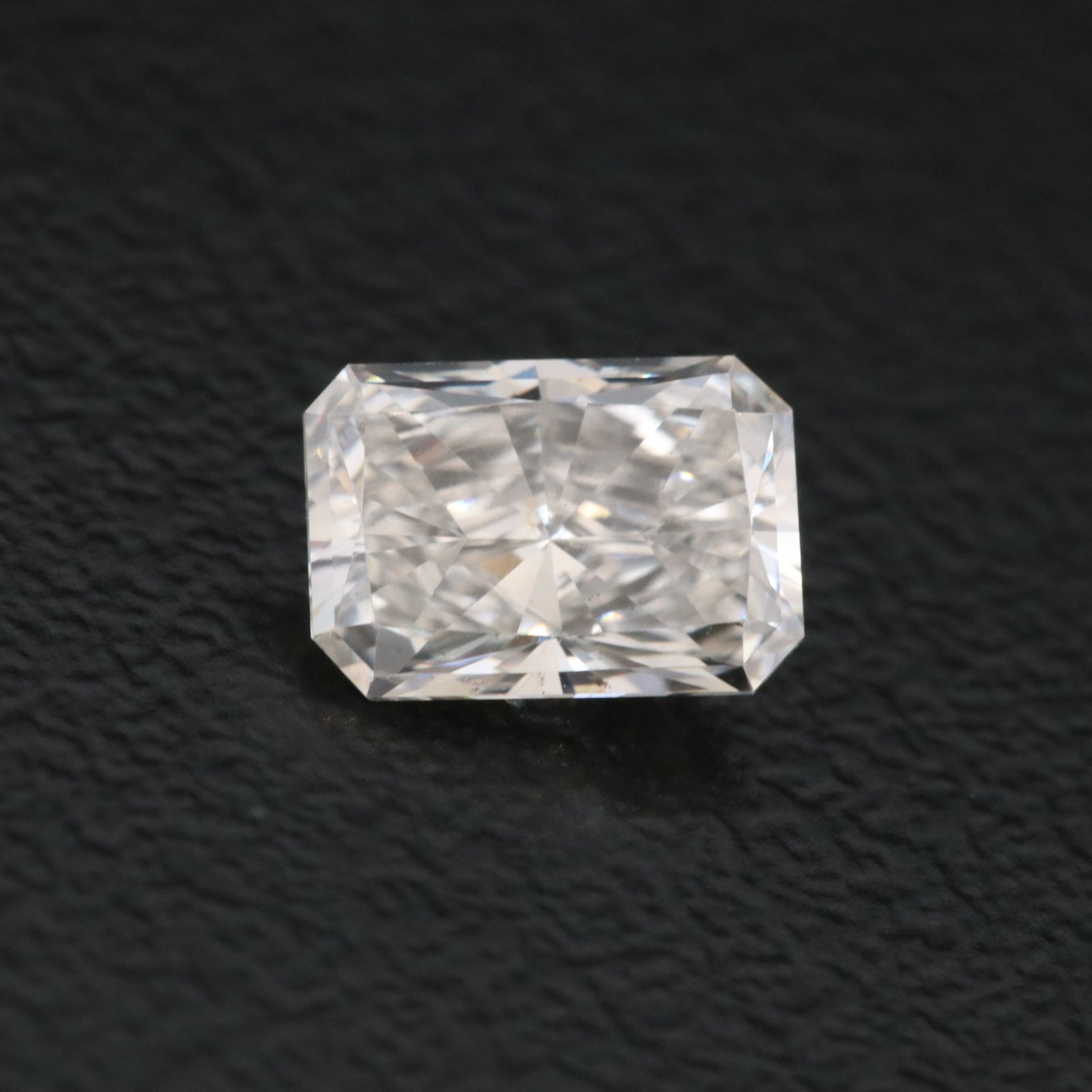 Loose 0.83 CT Lab Grown Diamond