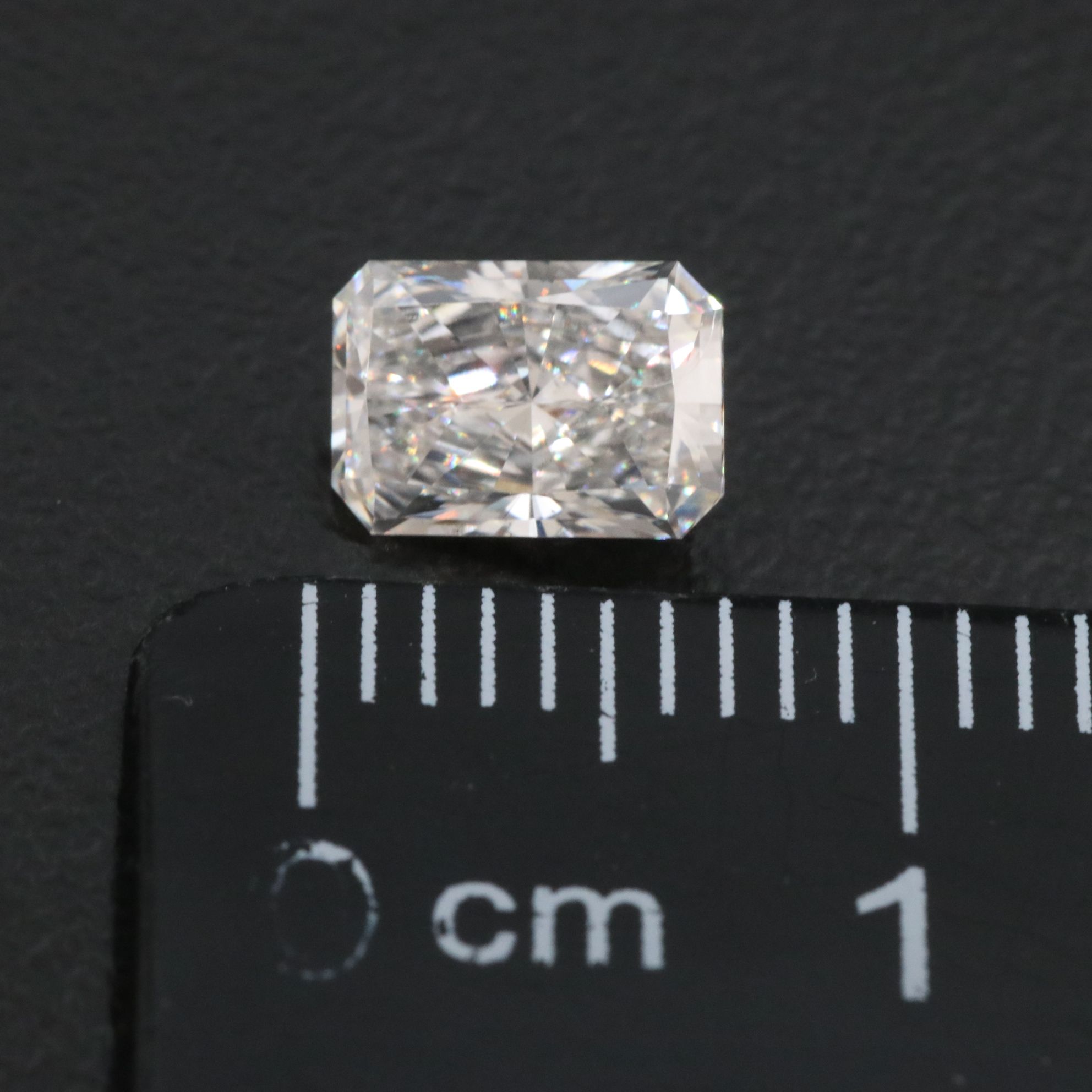 Loose 0.83 CT Lab Grown Diamond