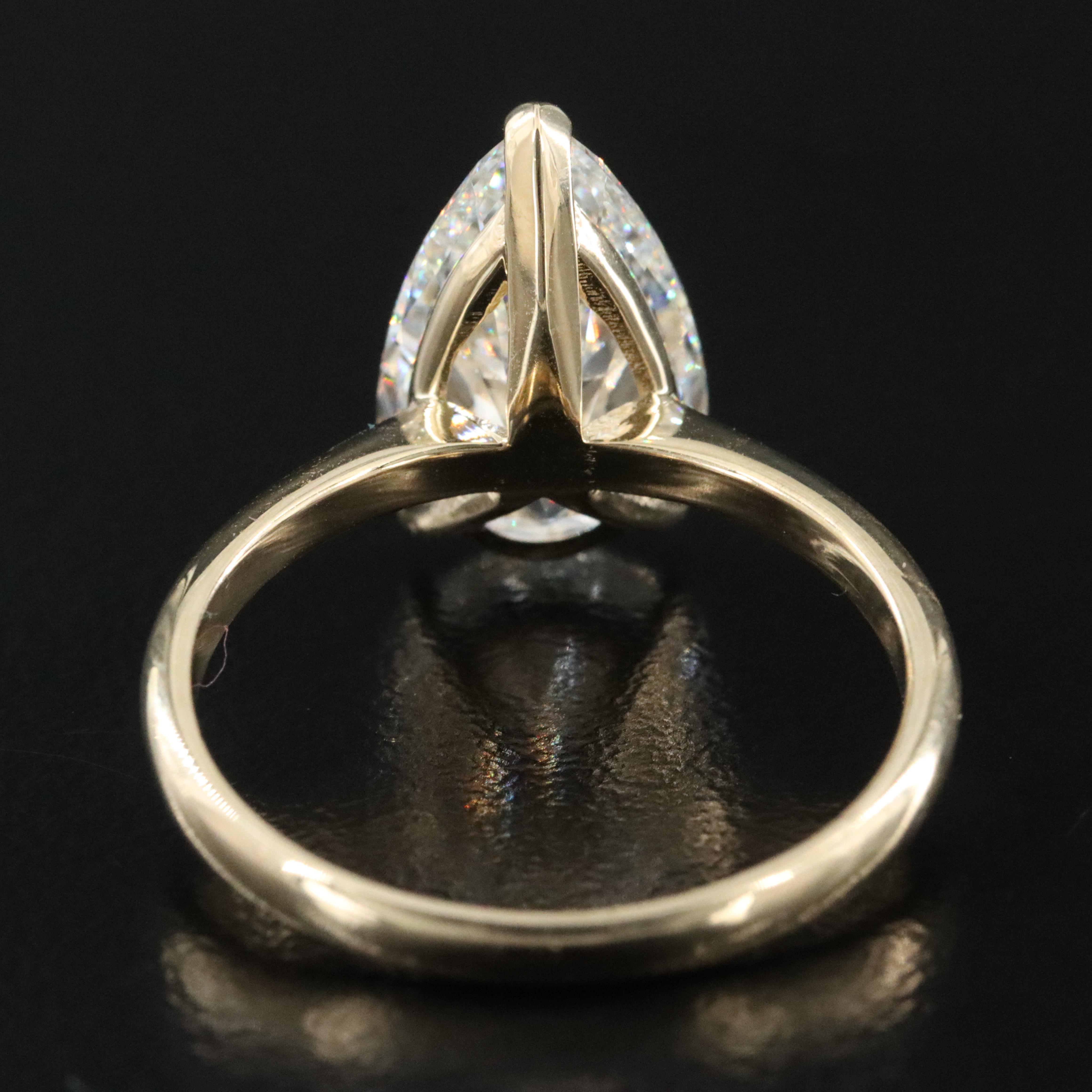 14K 4.37 CT Lab Grown Diamond Solitaire Ring with IGI Report