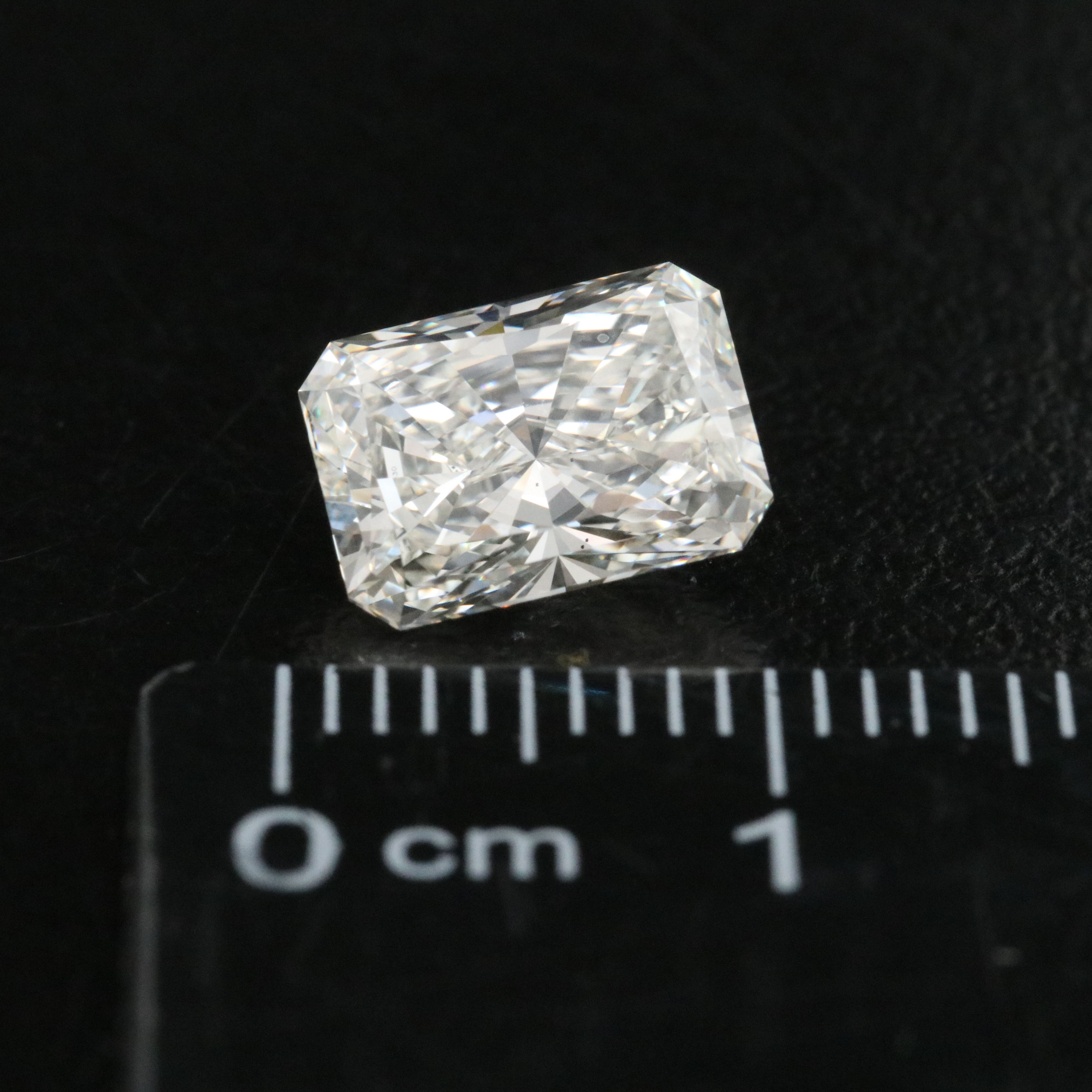 Loose 2.21 CT Lab Grown Diamond with IGI Report