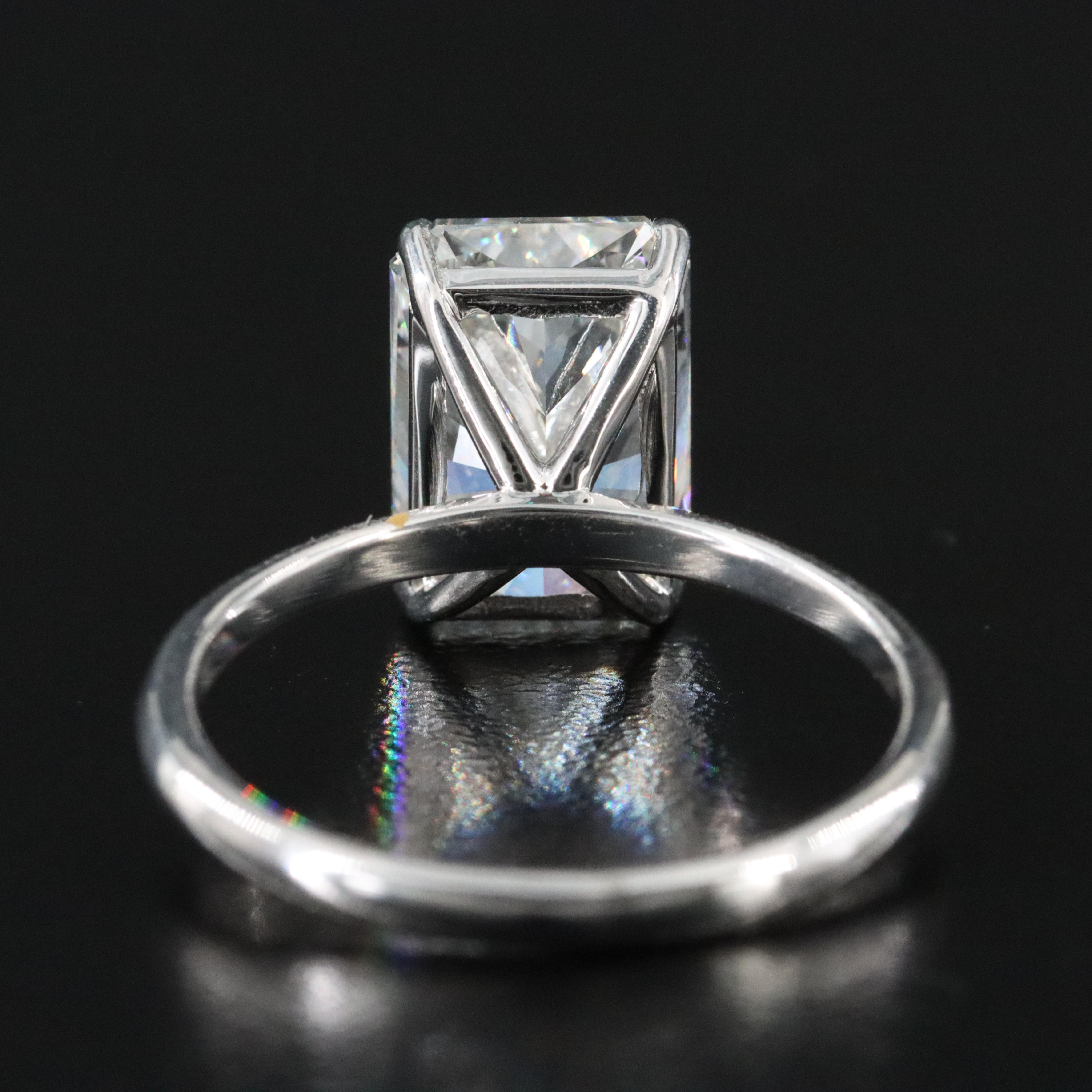 18K 4.02 CT Lab Grown Diamond Solitaire Ring with IGI Report