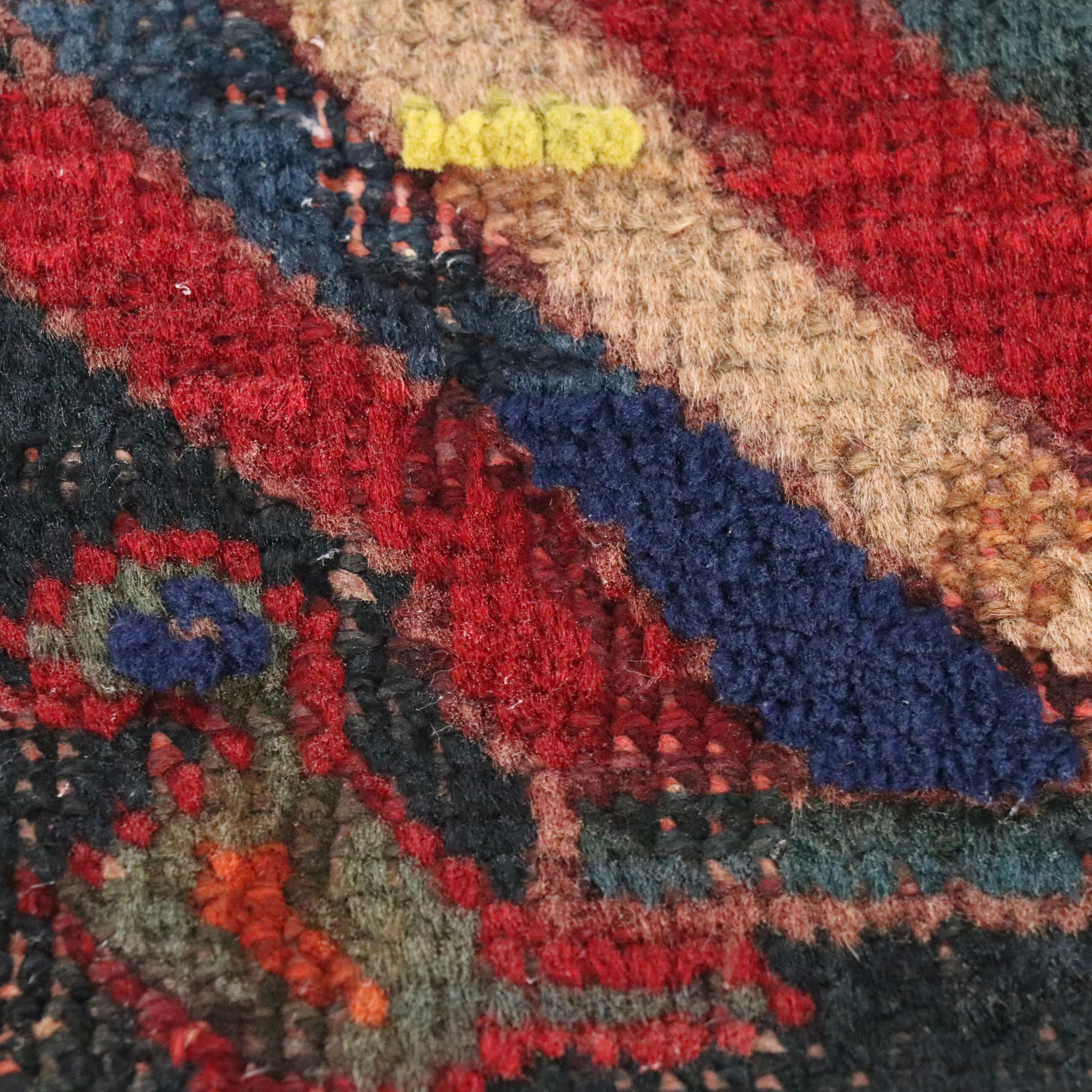 1'11 x 3' Hand-Knotted Caucasian Karabagh Accent Rug