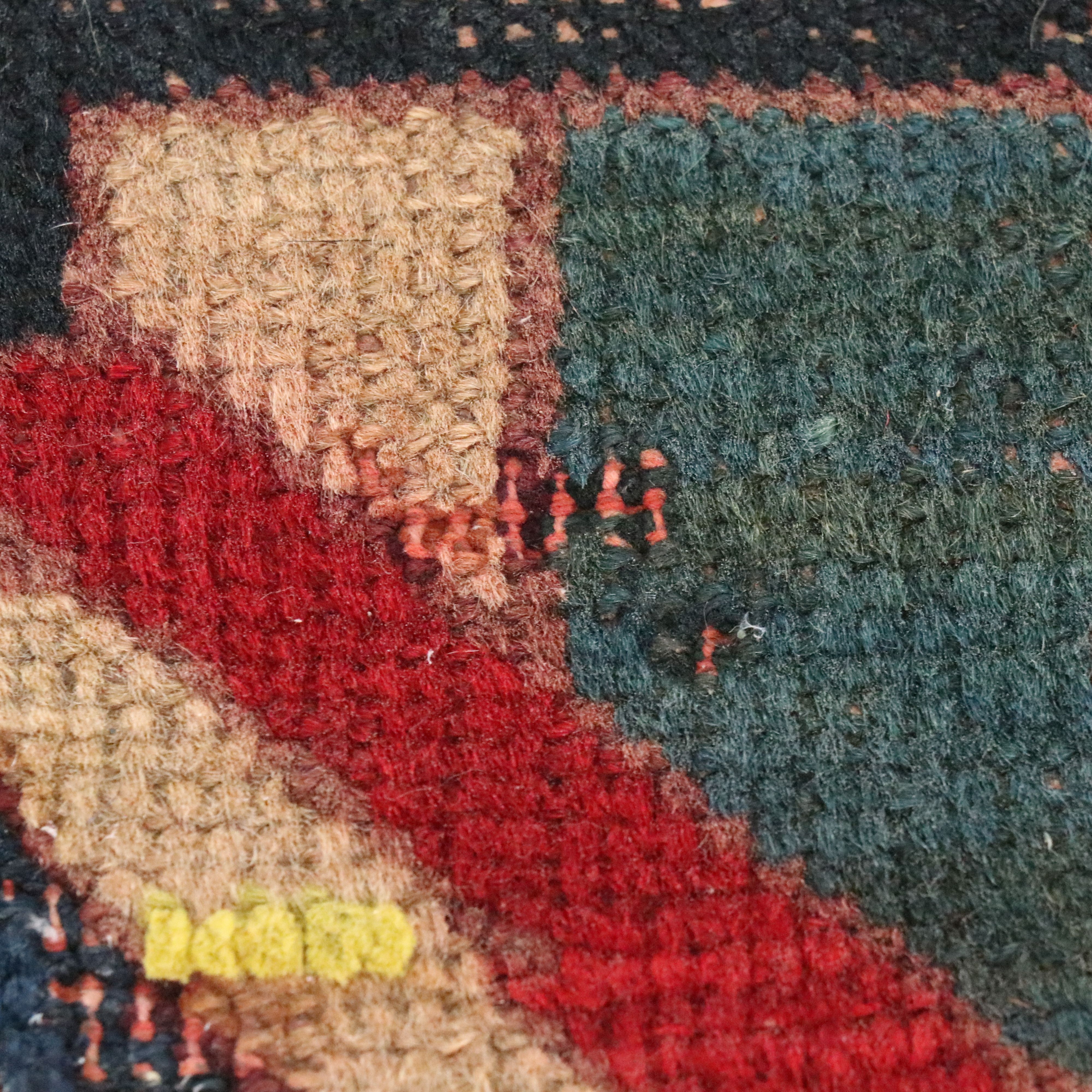 1'11 x 3' Hand-Knotted Caucasian Karabagh Accent Rug