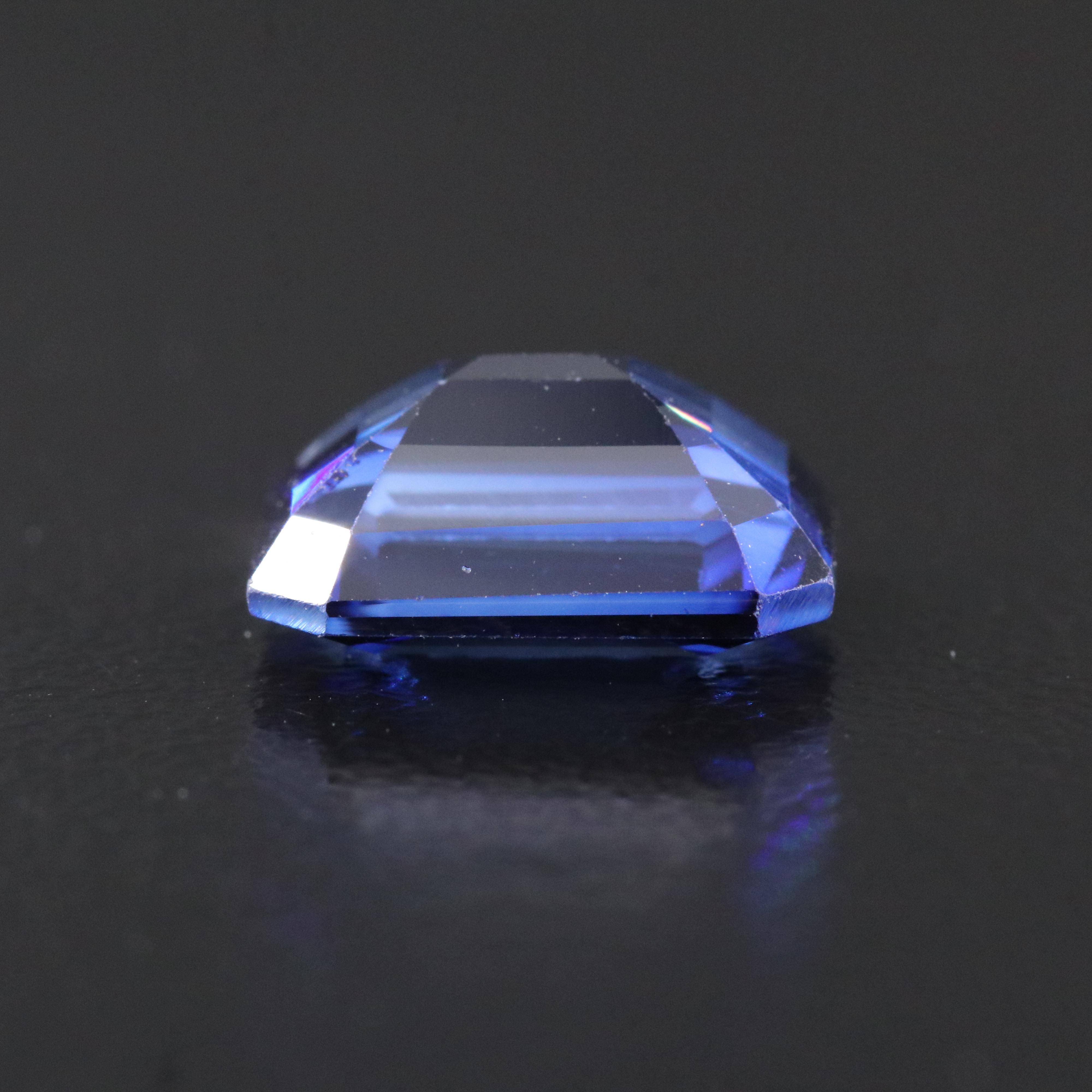Loose 5.55 CT Lab Grown Sapphire