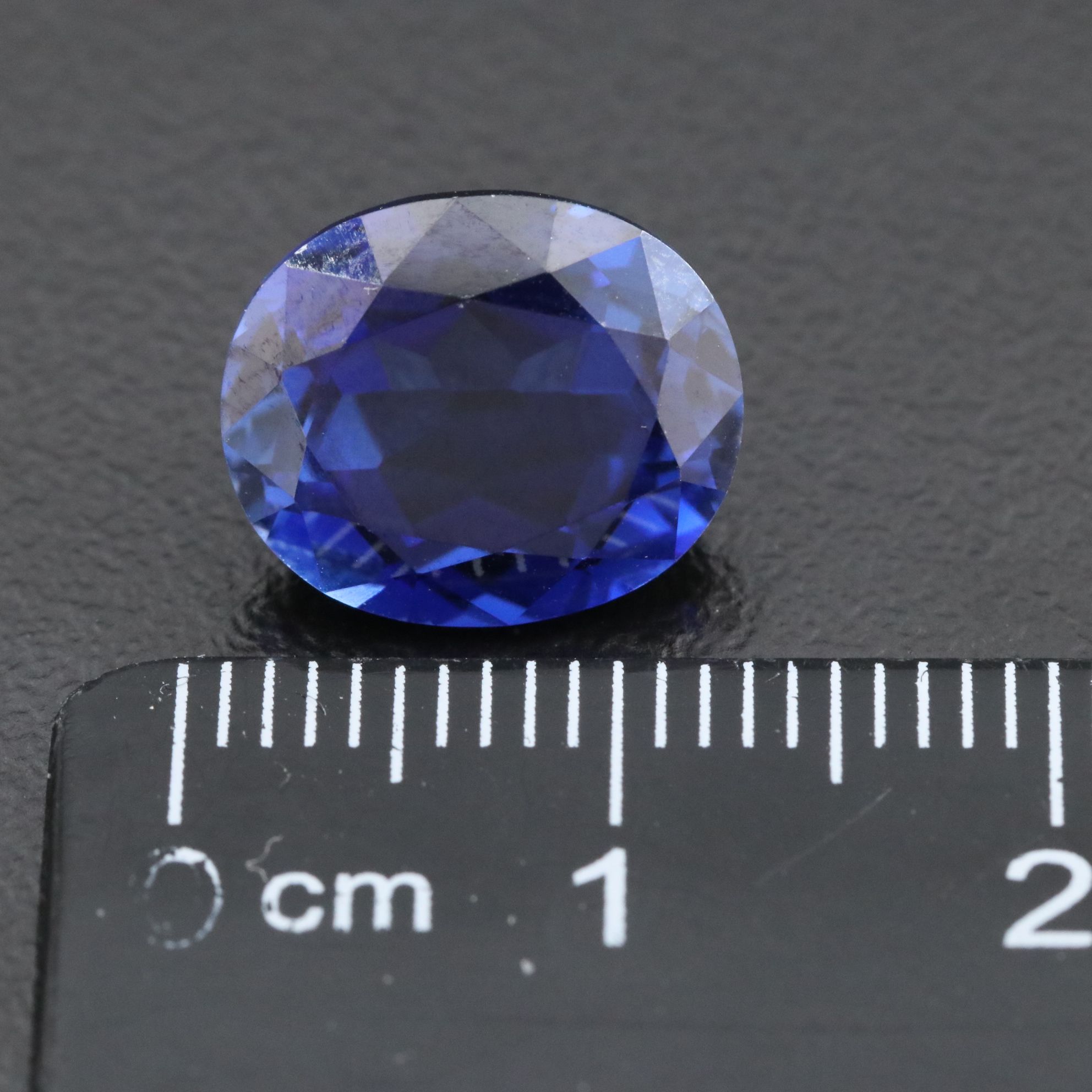 Loose 7.14 CT Lab Grown Sapphire