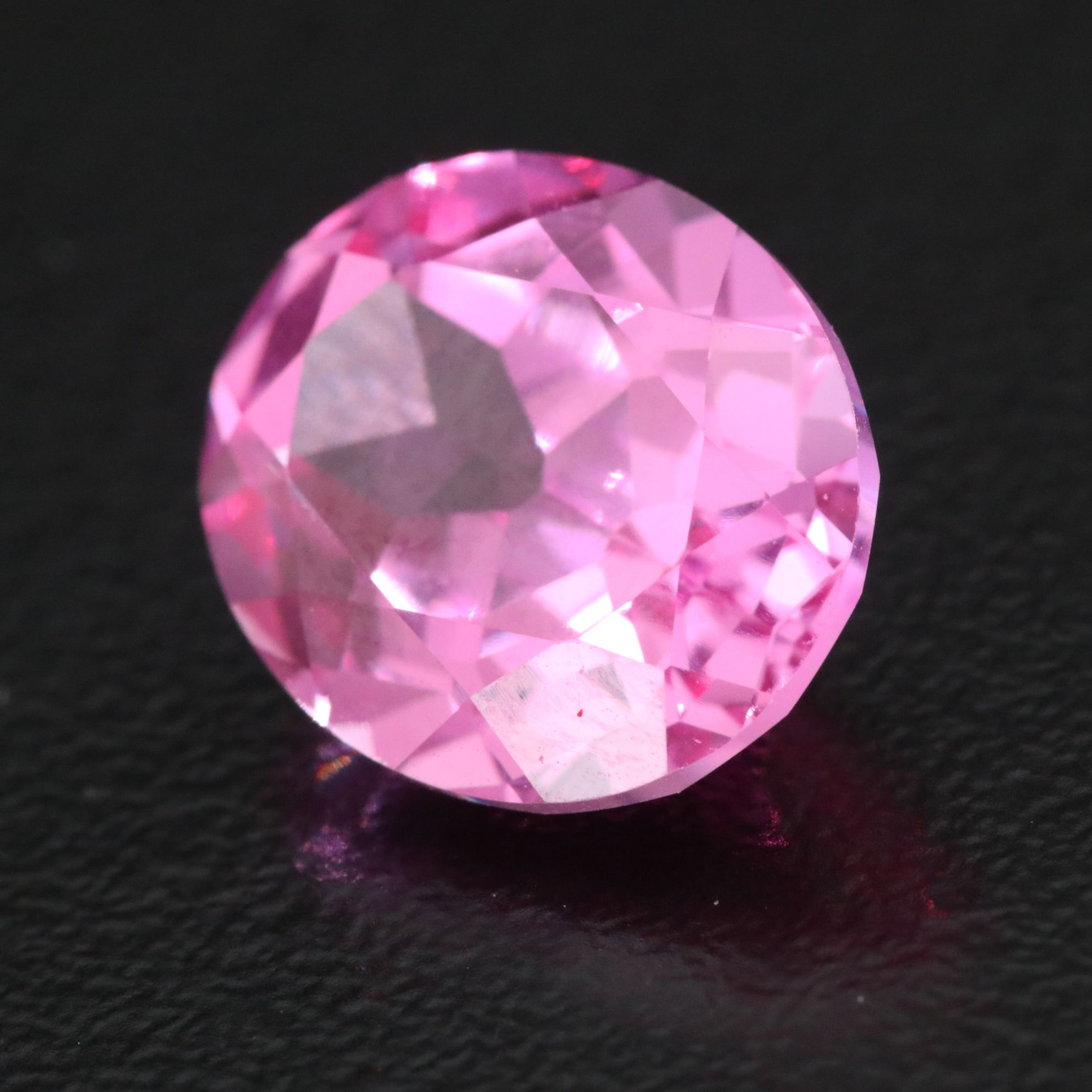 Loose 6.40 CT Lab Grown Sapphire