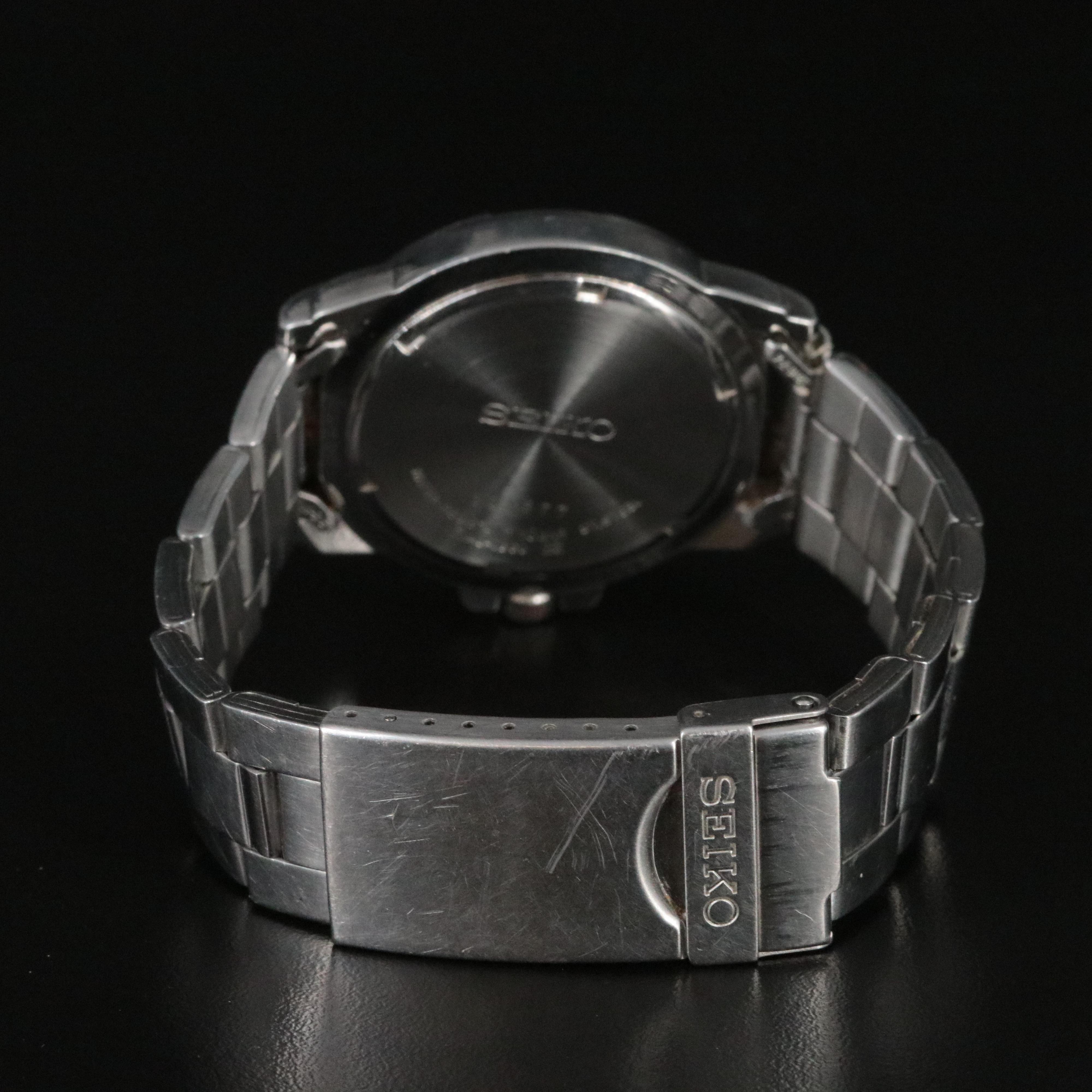 Seiko Stainless Steel Quartz 7N42-OBG0 Watch