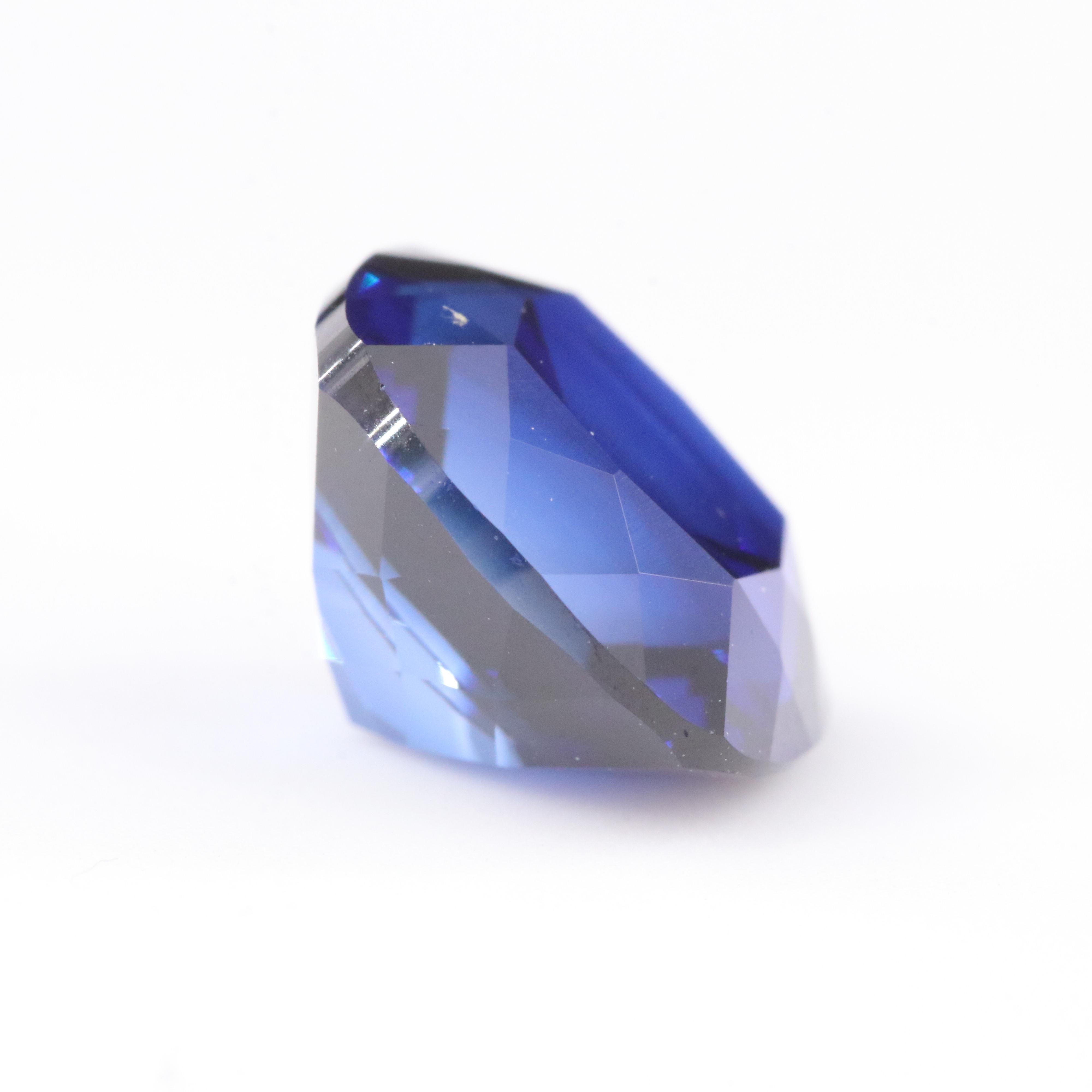 Loose 5.54 CT Lab Grown Sapphire